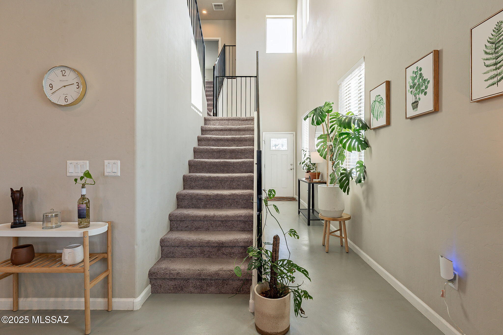 125 E Stone Court