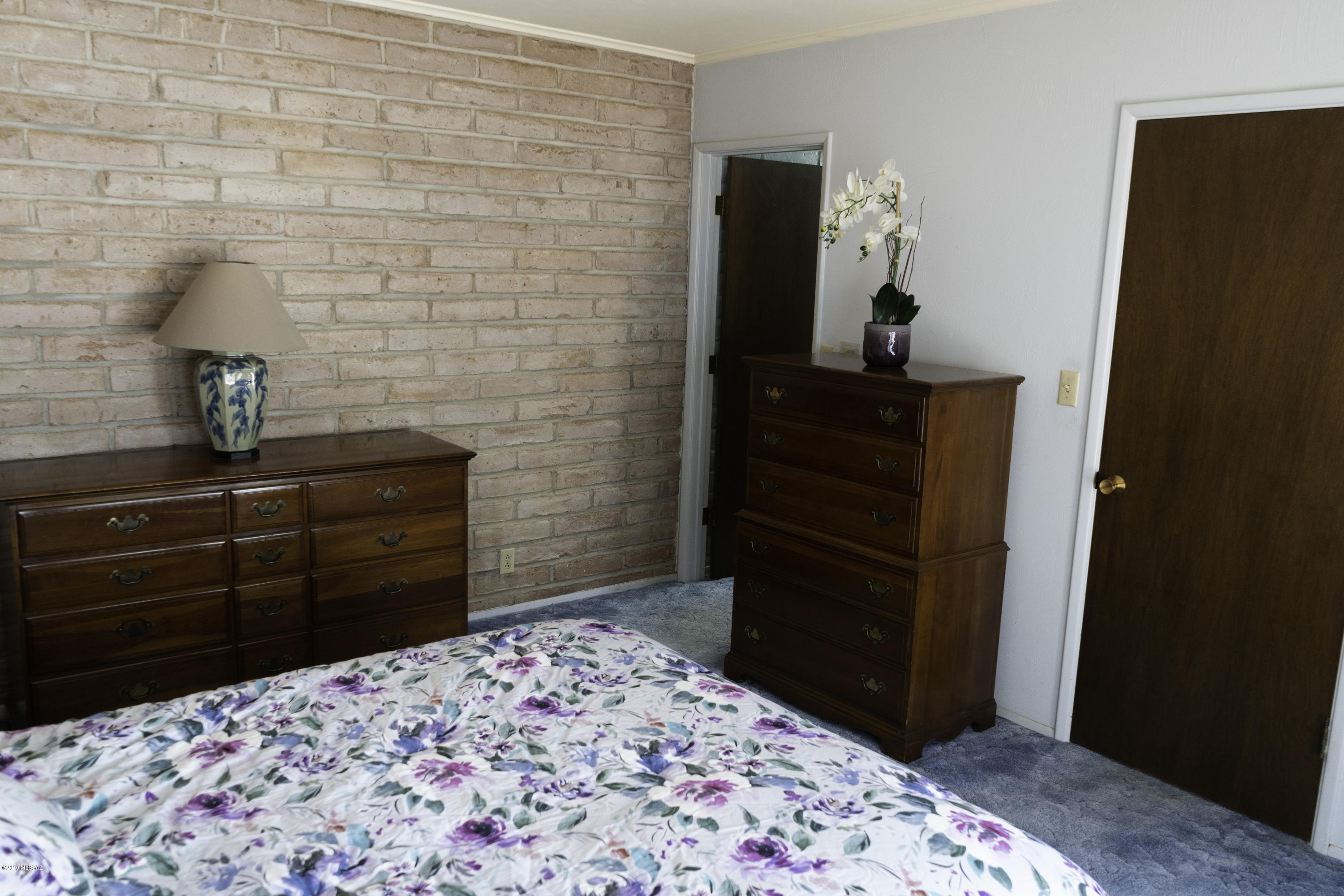 Las Lomitas (1) - Residential