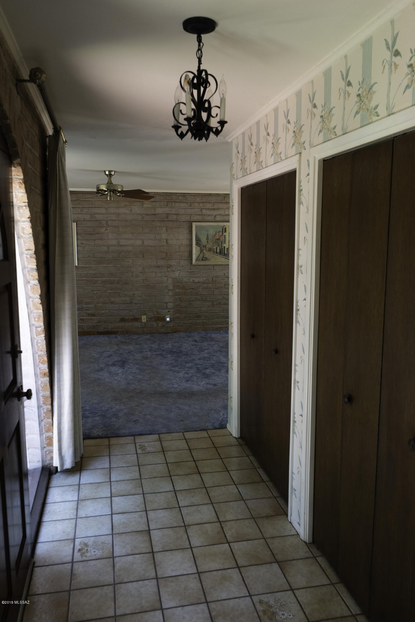 Las Lomitas (1) - Residential