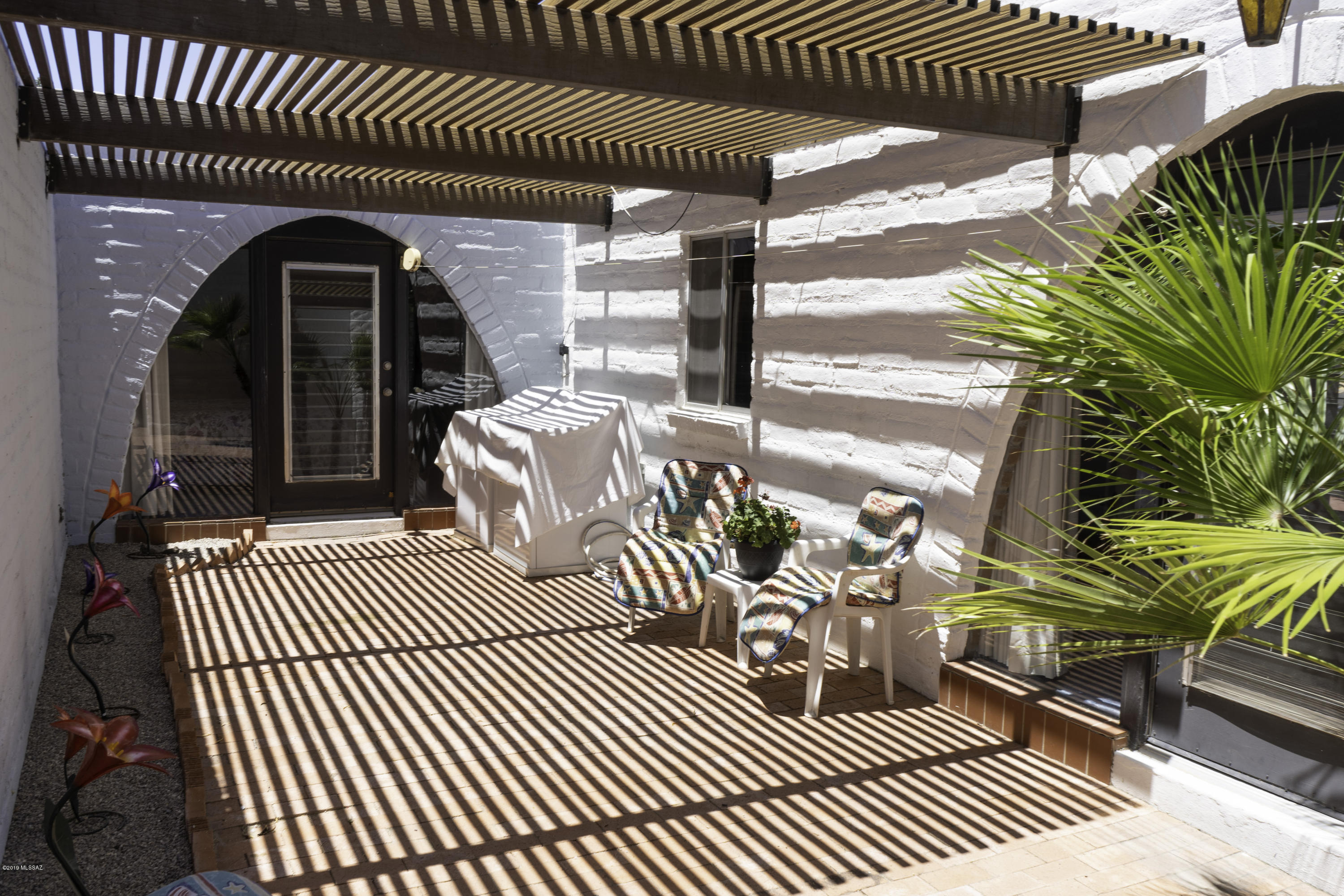 Las Lomitas (1) - Residential
