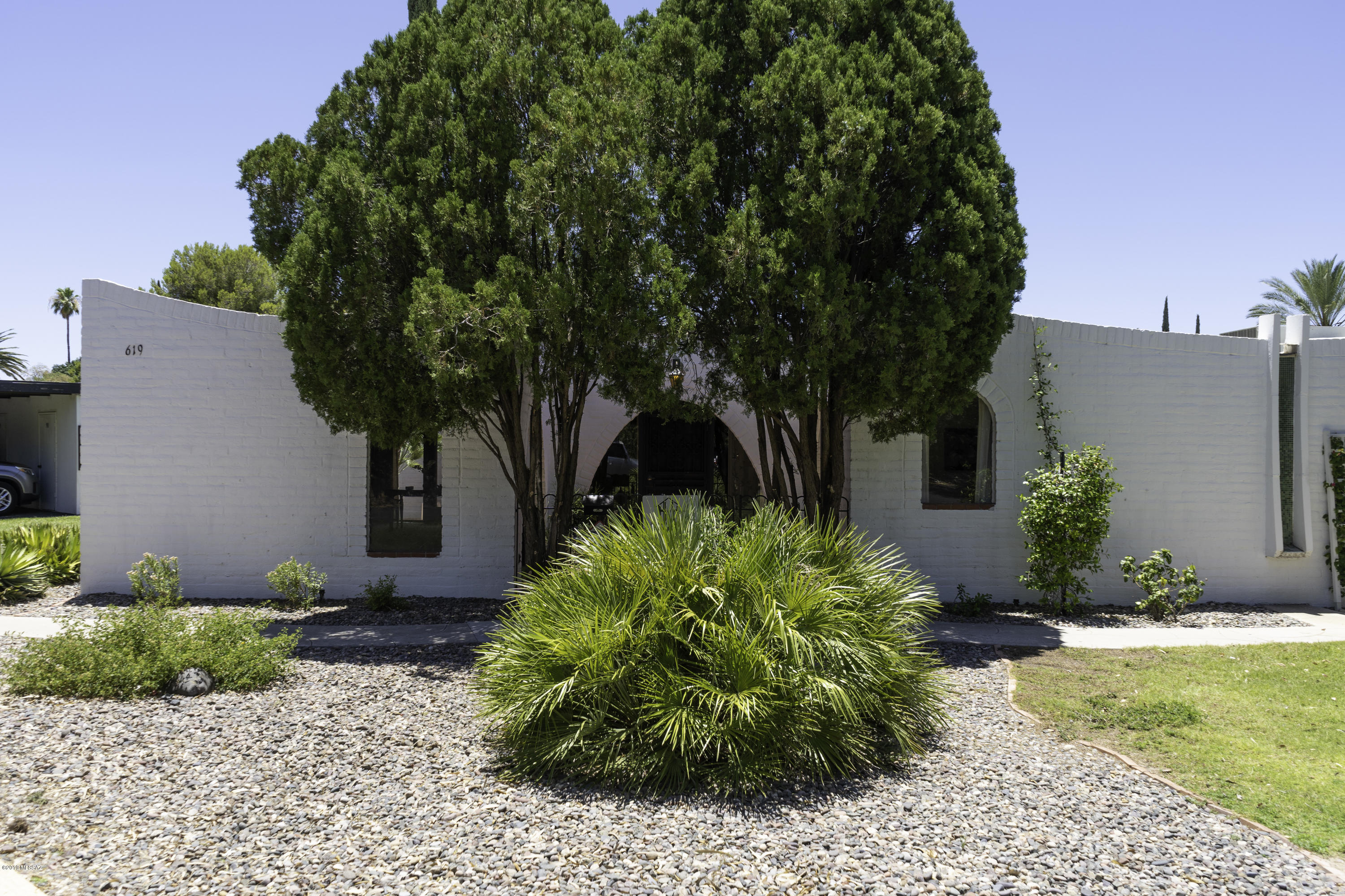 Las Lomitas (1) - Residential