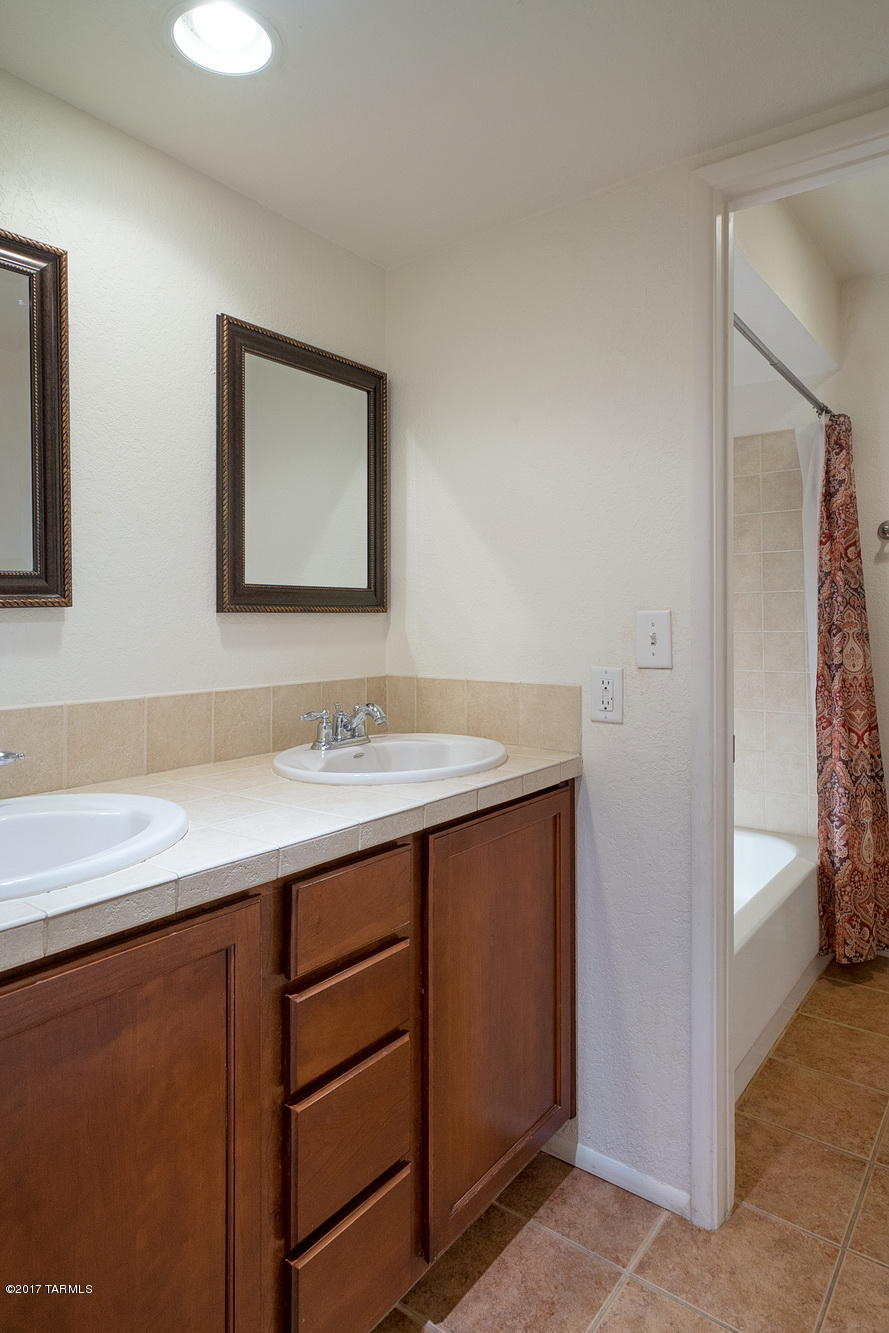 Ventana Vista Condominiums - Residential
