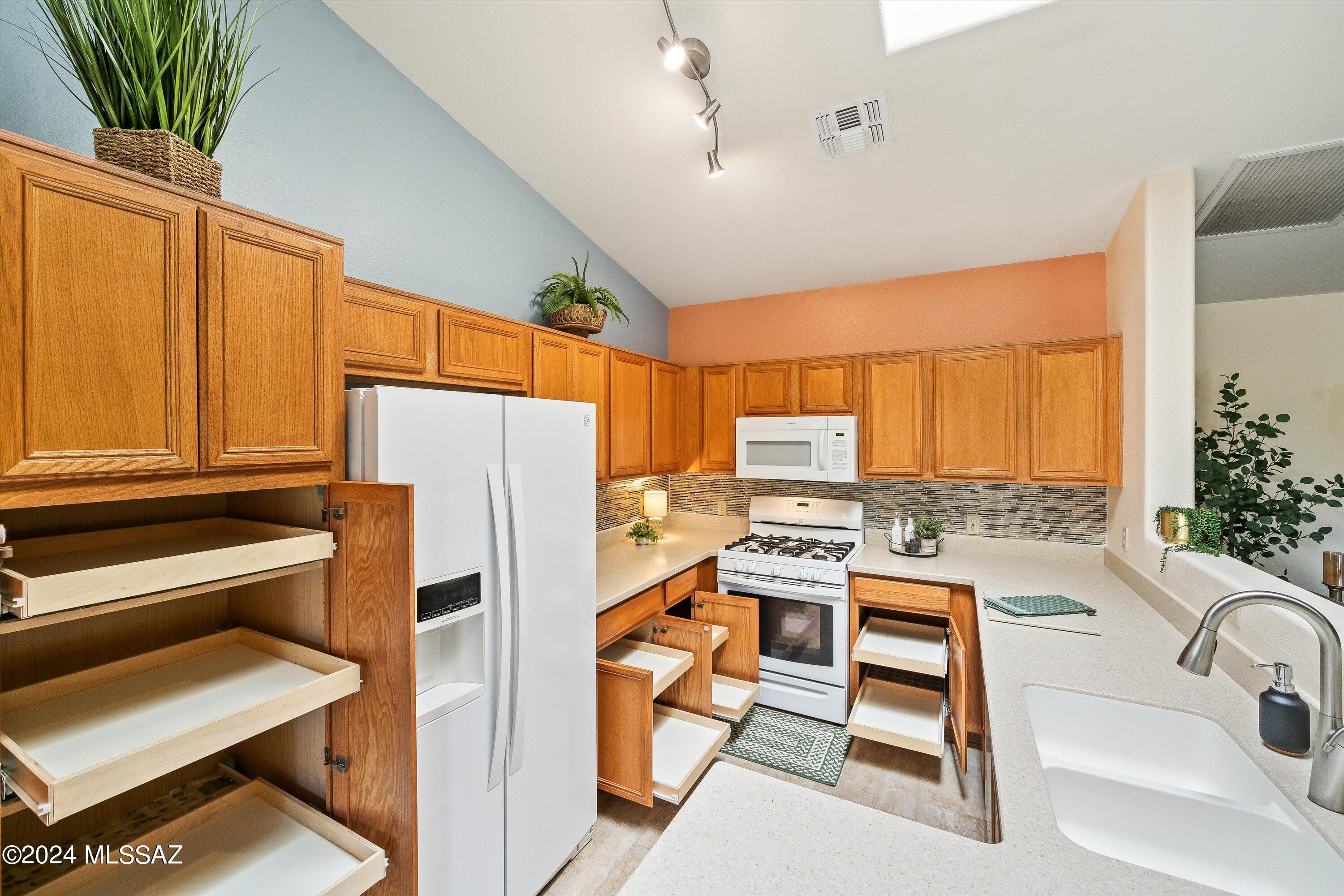 Voyager Homes Phase B (86-157) - Residential