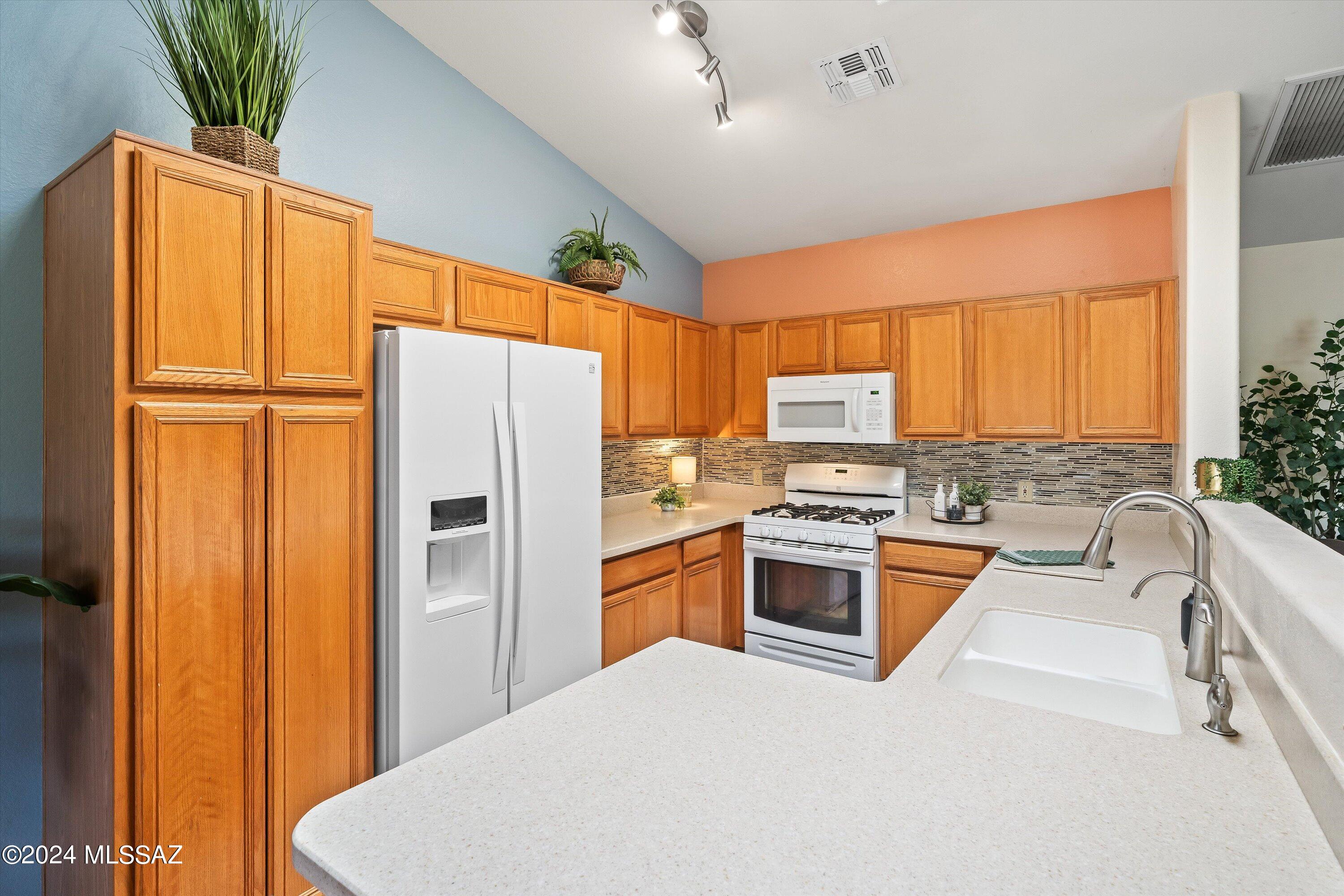 Voyager Homes Phase B (86-157) - Residential