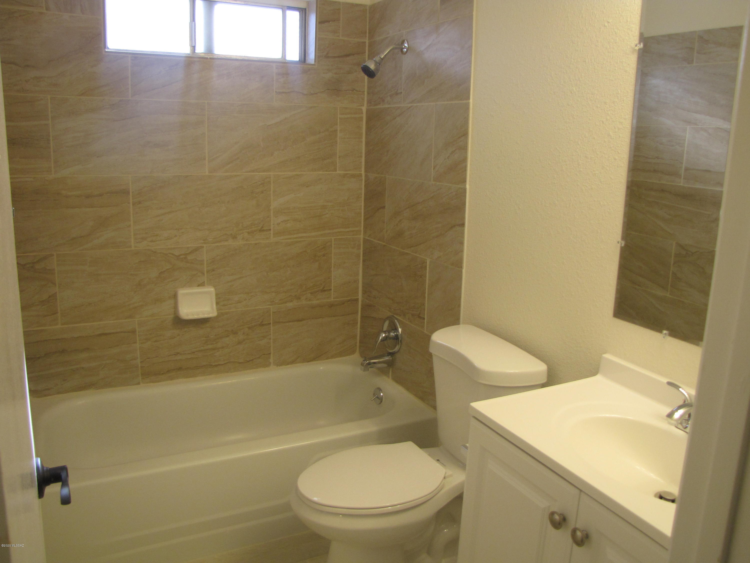 Villa Del Vista Condominium - Residential Lease