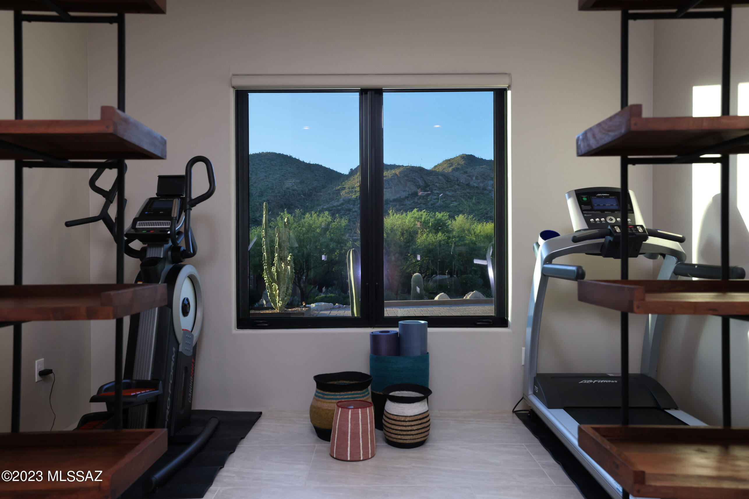 Stone Canyon III - Residential