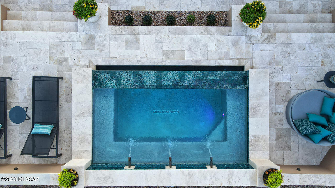 Stone Canyon III - Residential