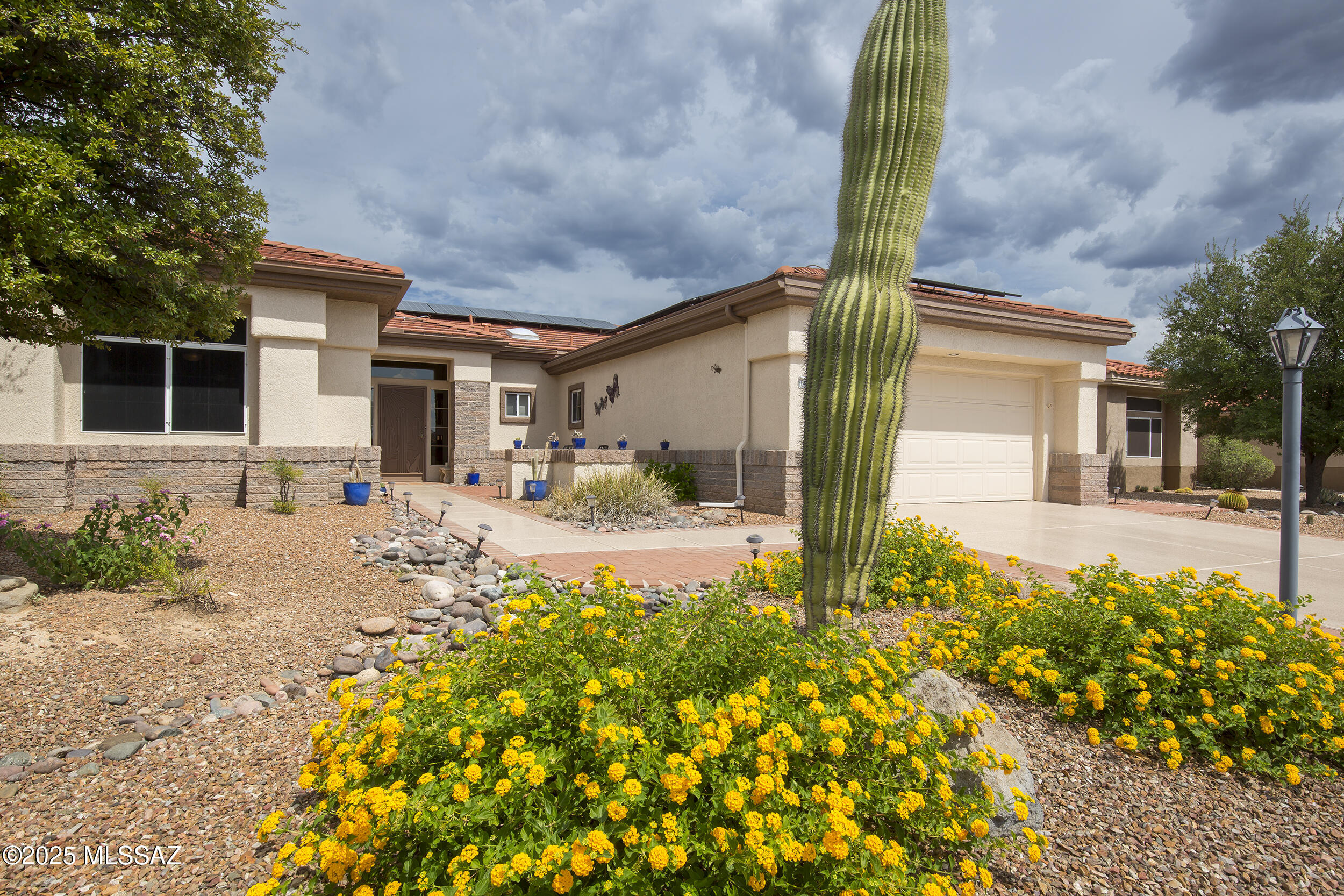 14106 N Buckingham Drive