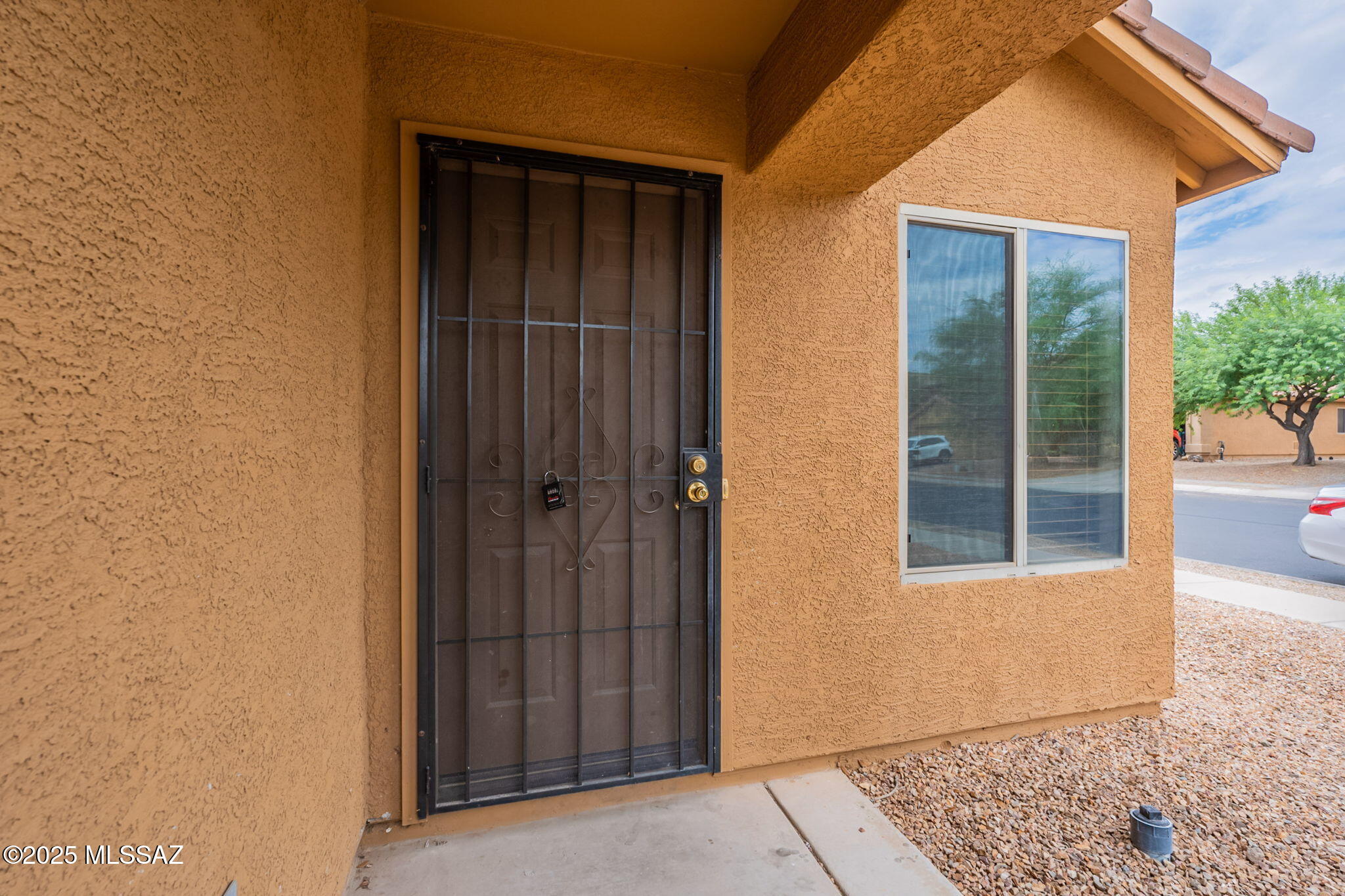 555 W Cedar Chase Drive
