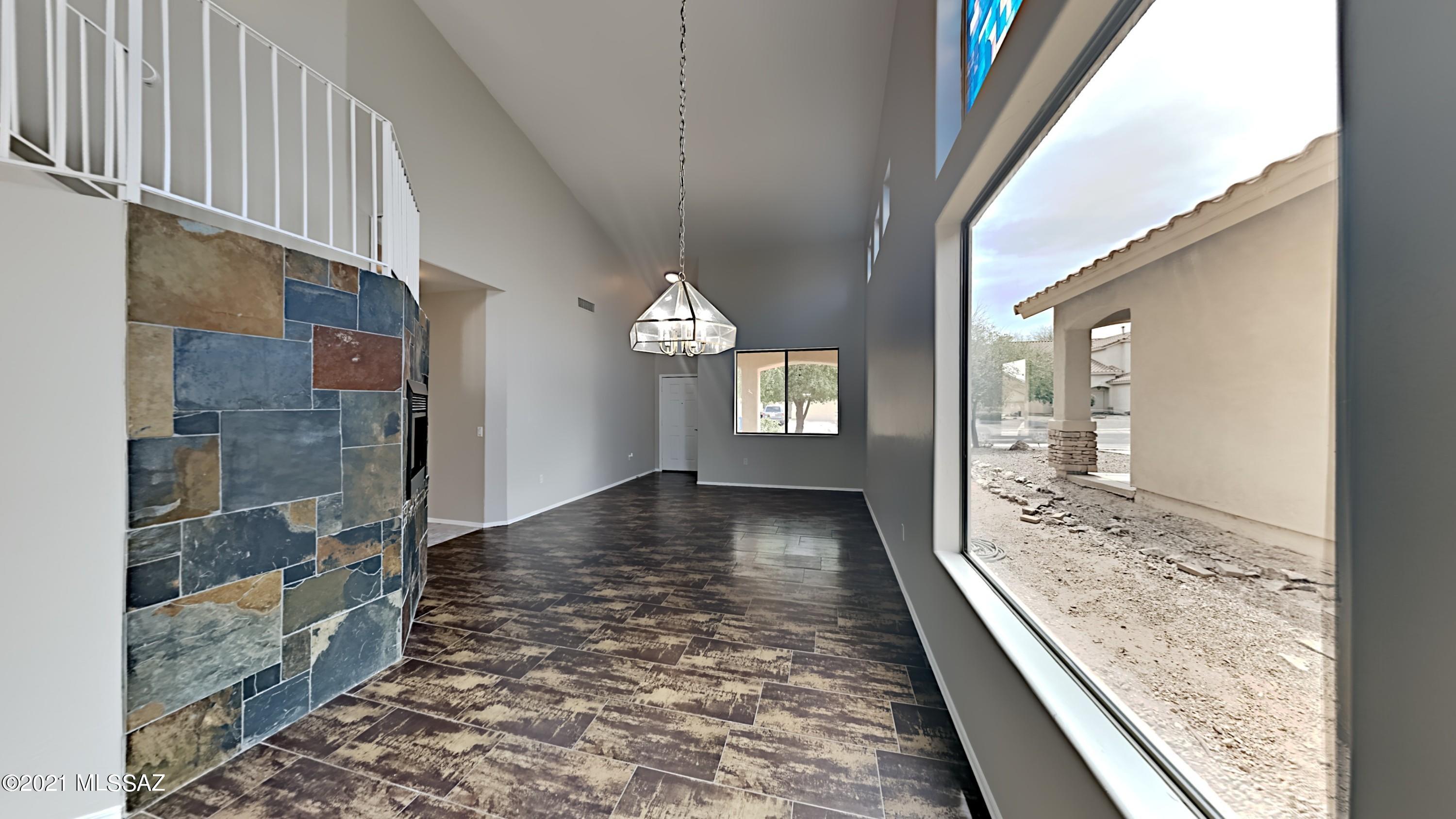 Presidio De La Luna (1-89) - Residential