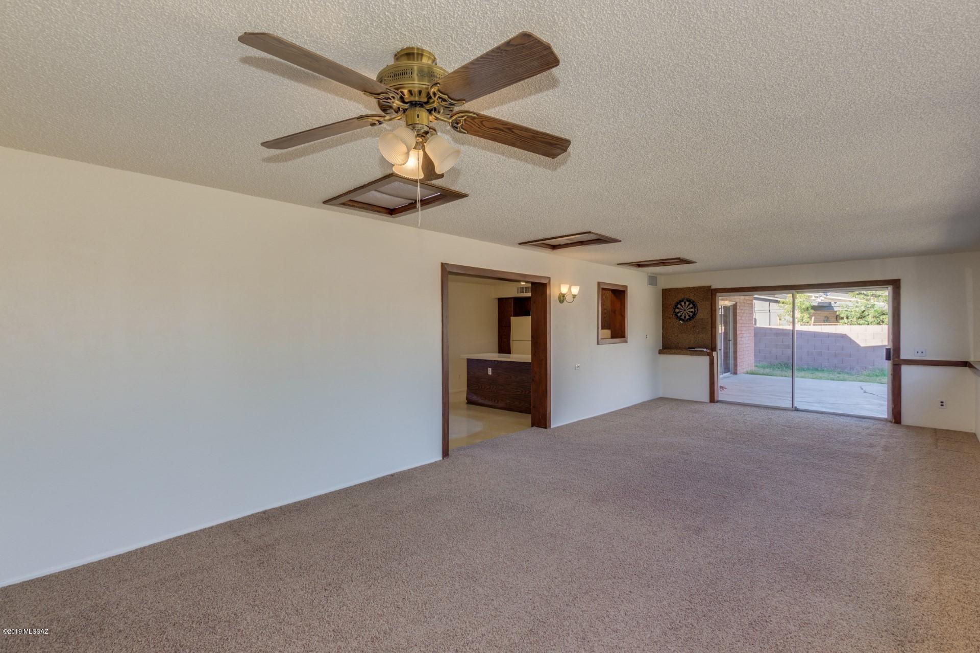 Lincoln Ridge (1-207) - Residential