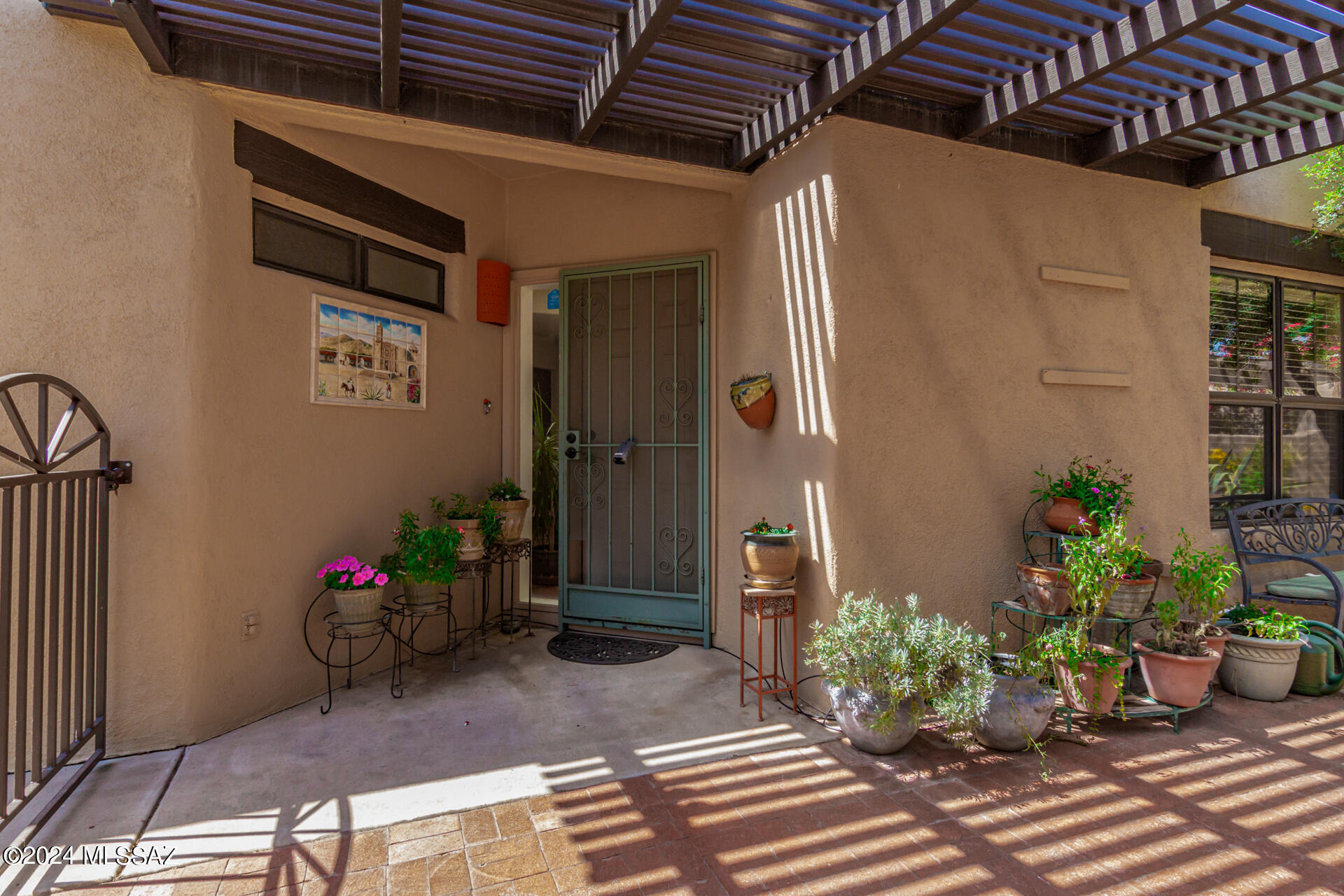 La Sonrisa Twnhms (1-28) - Residential