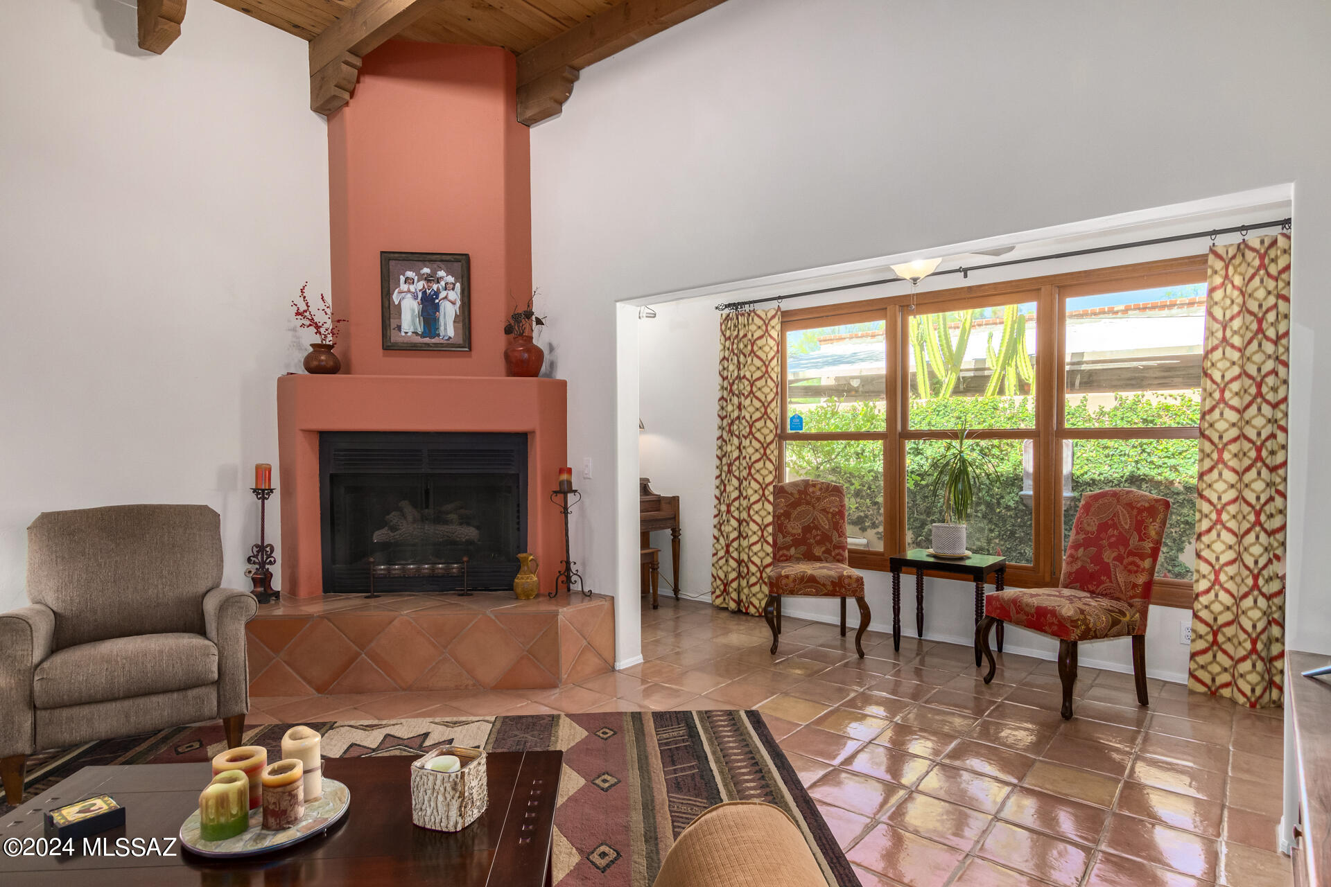 La Sonrisa Twnhms (1-28) - Residential
