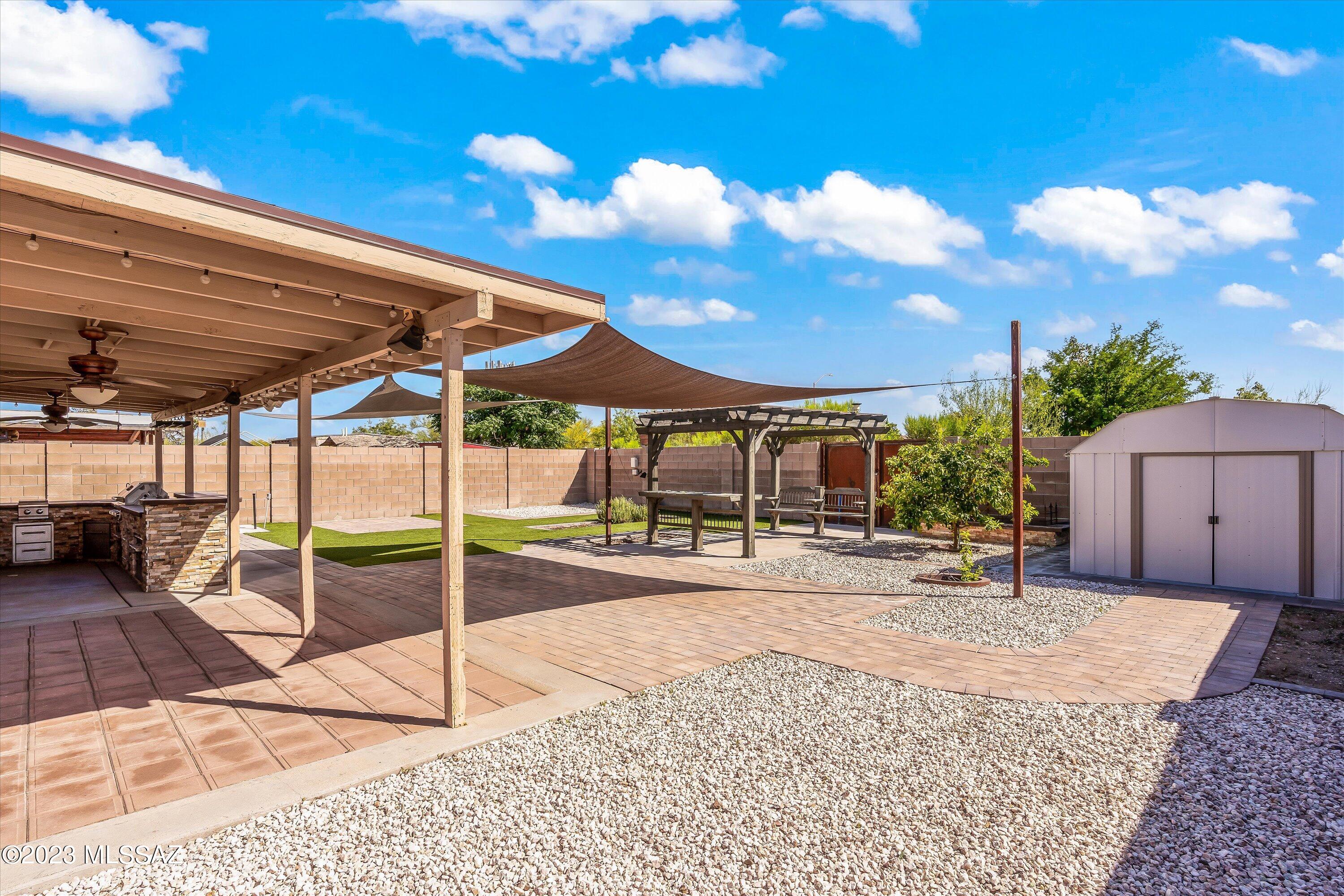 Sunland Vista - Residential