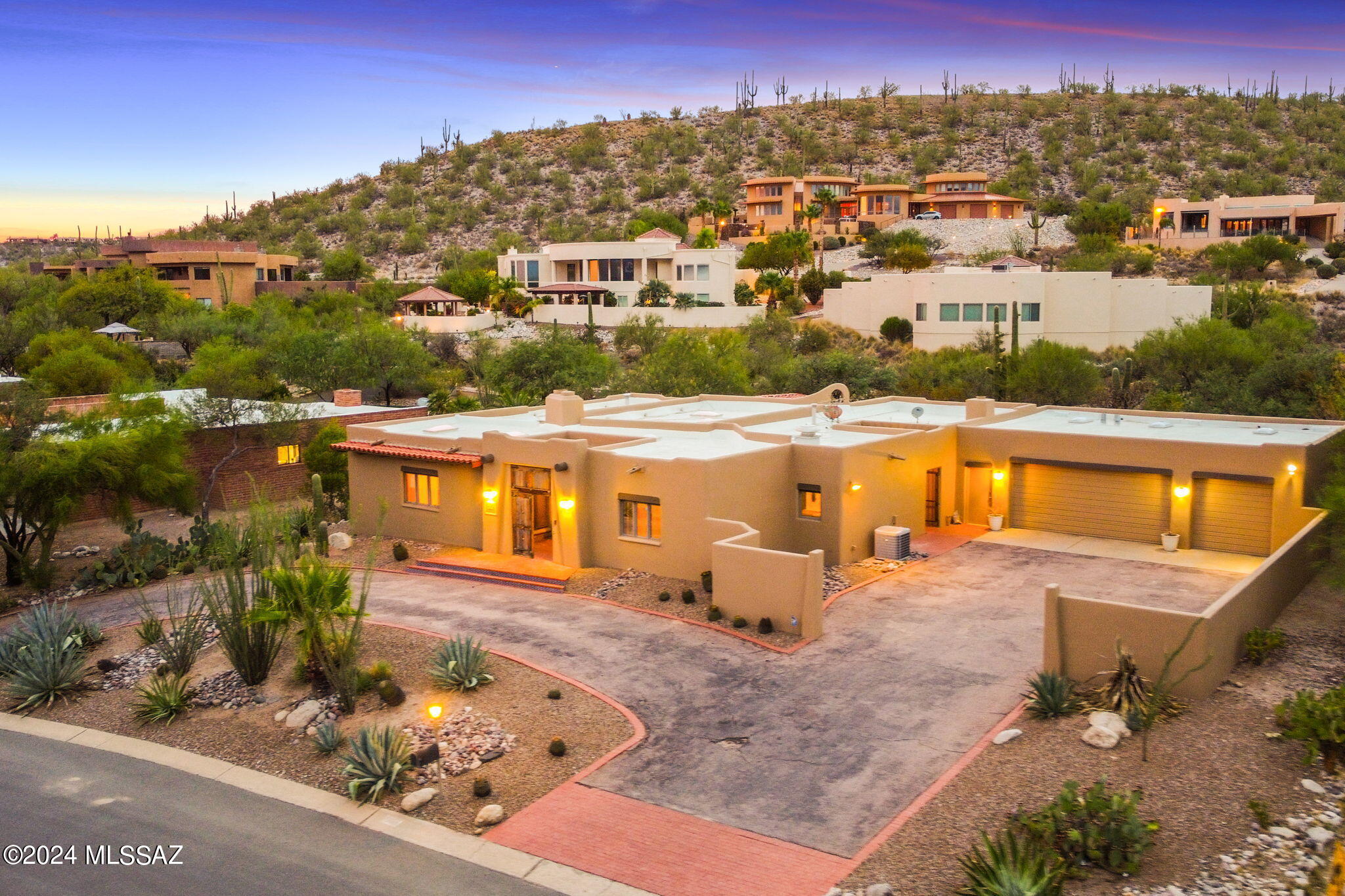 Sabino Vista Knolls (61-135) - Residential