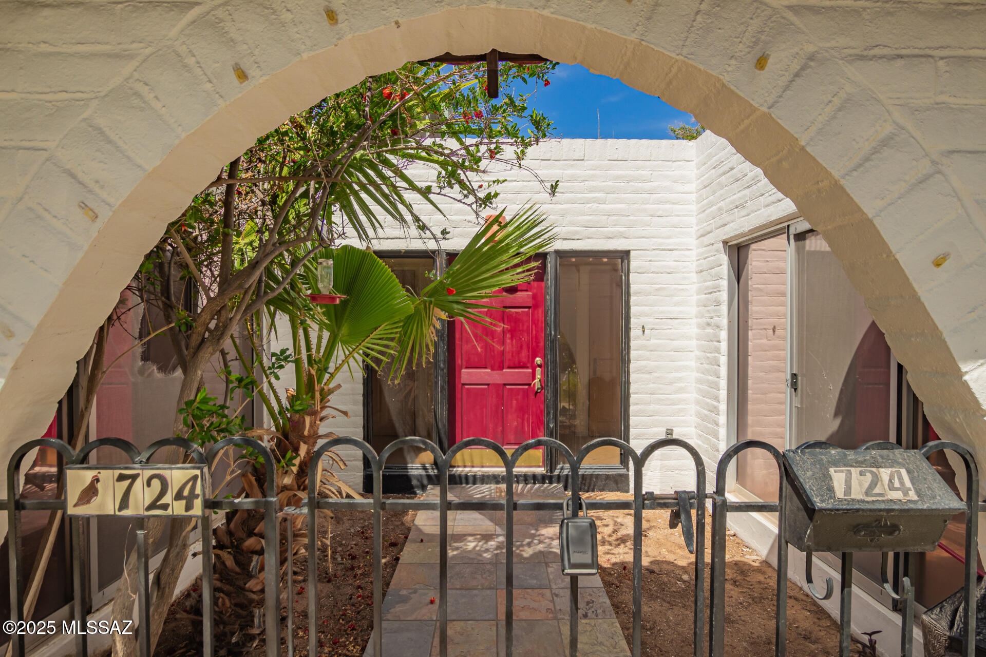 724 W Roller Coaster Road