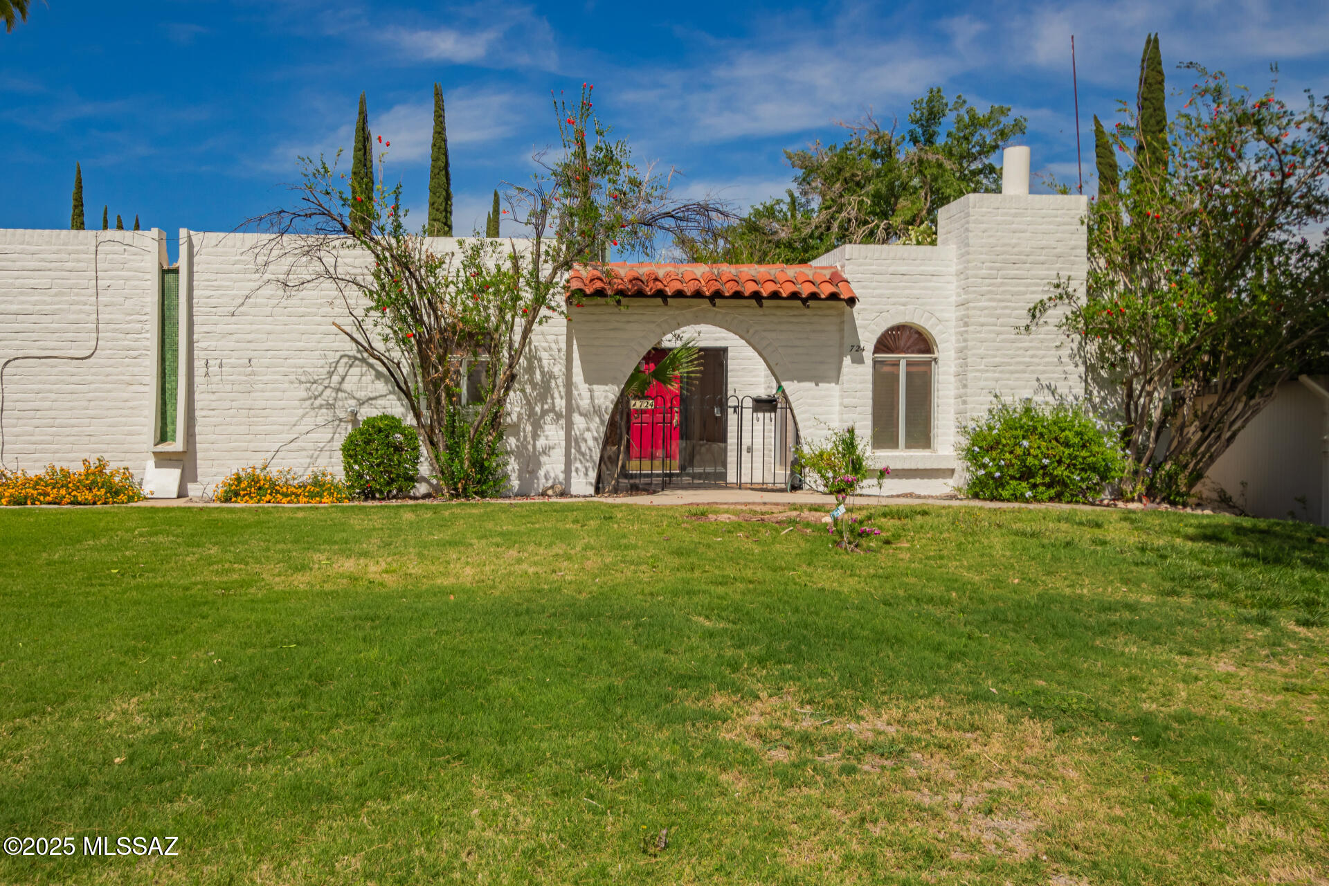 724 W Roller Coaster Road