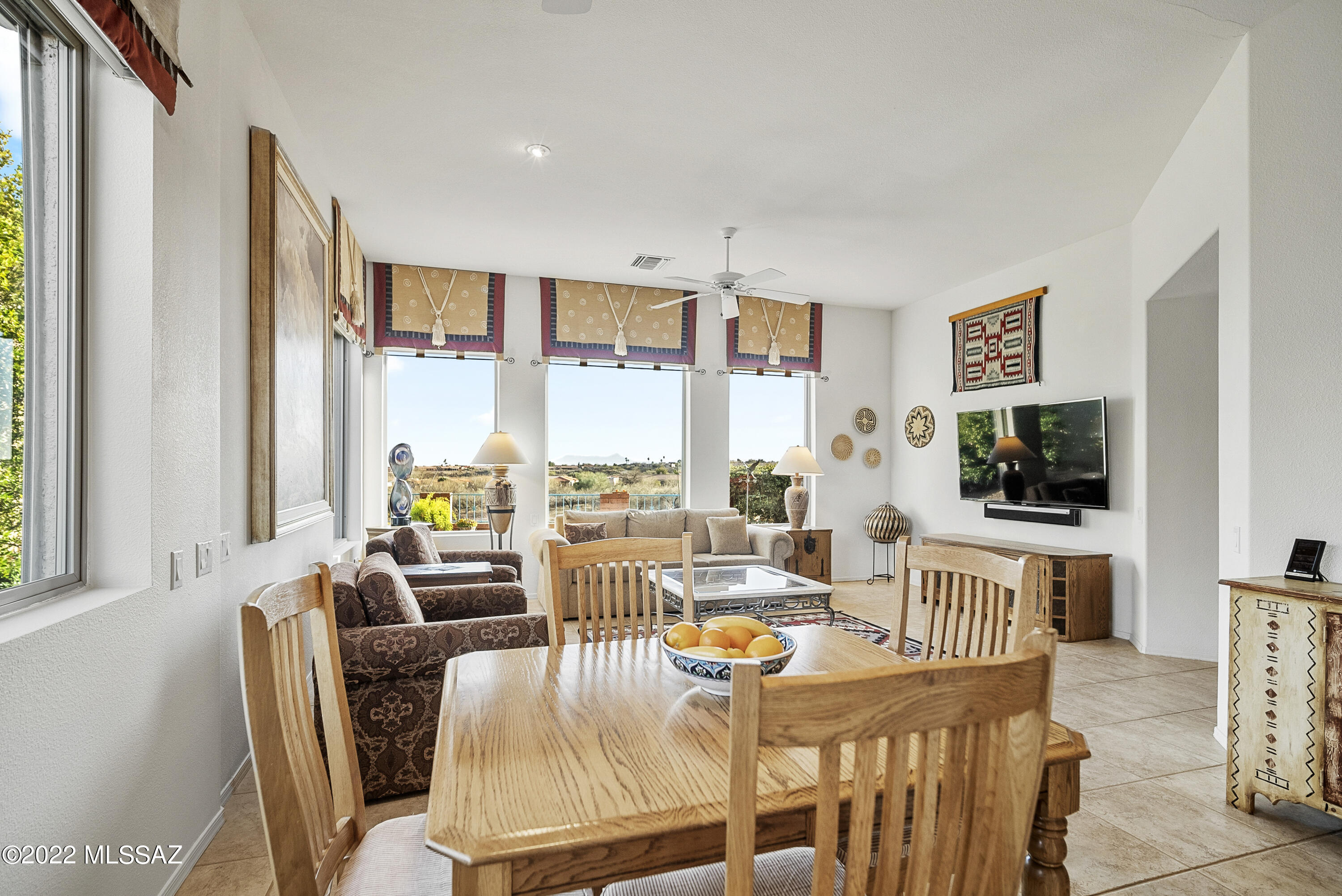 San Ignacio Heights (136-156) - Residential