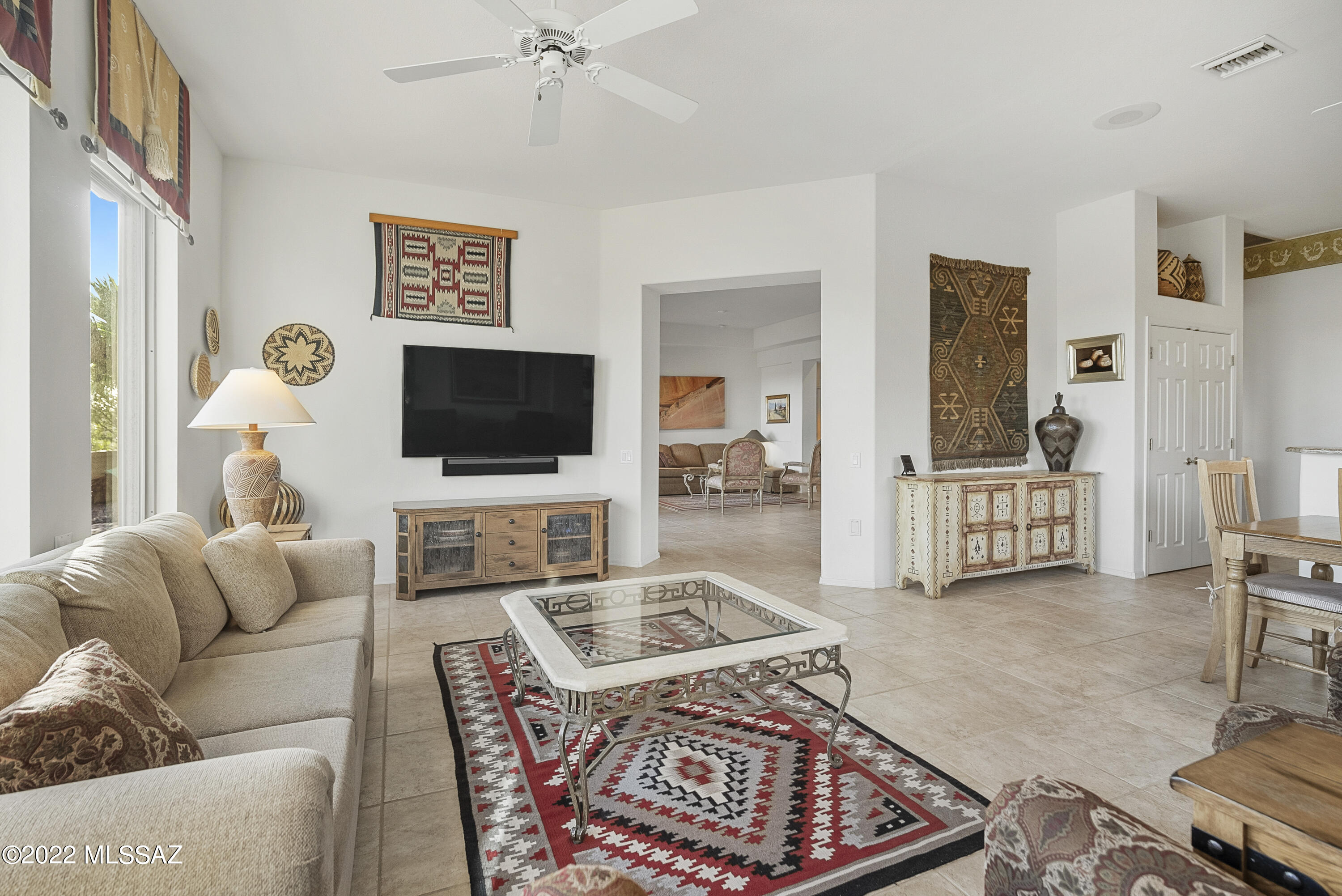 San Ignacio Heights (136-156) - Residential