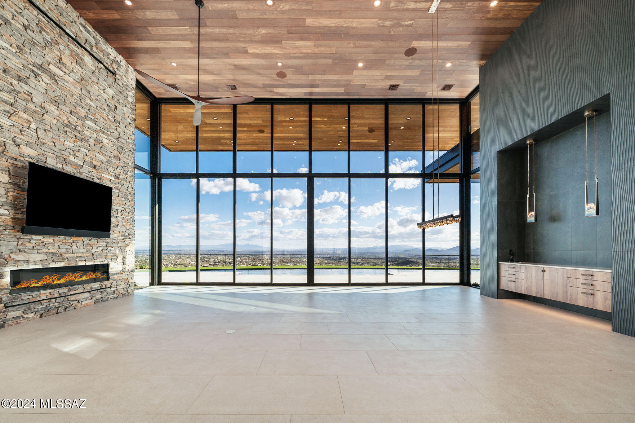 Summit (1-11) - Residential