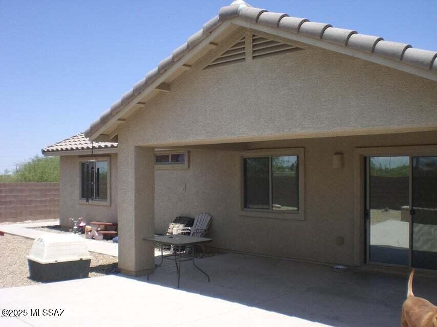 Tucson, Arizona 85756, United States, 3 Bedrooms Bedrooms, ,2 BathroomsBathrooms,Residential,Pending,138598