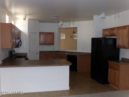 Presidio De Cancion (1-200) - Residential Lease