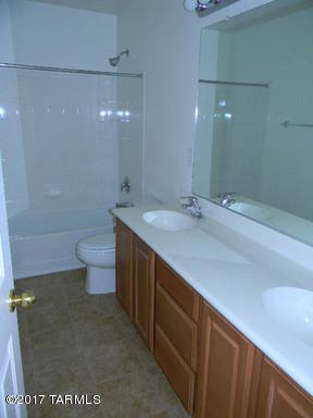 Presidio De Cancion (1-200) - Residential Lease