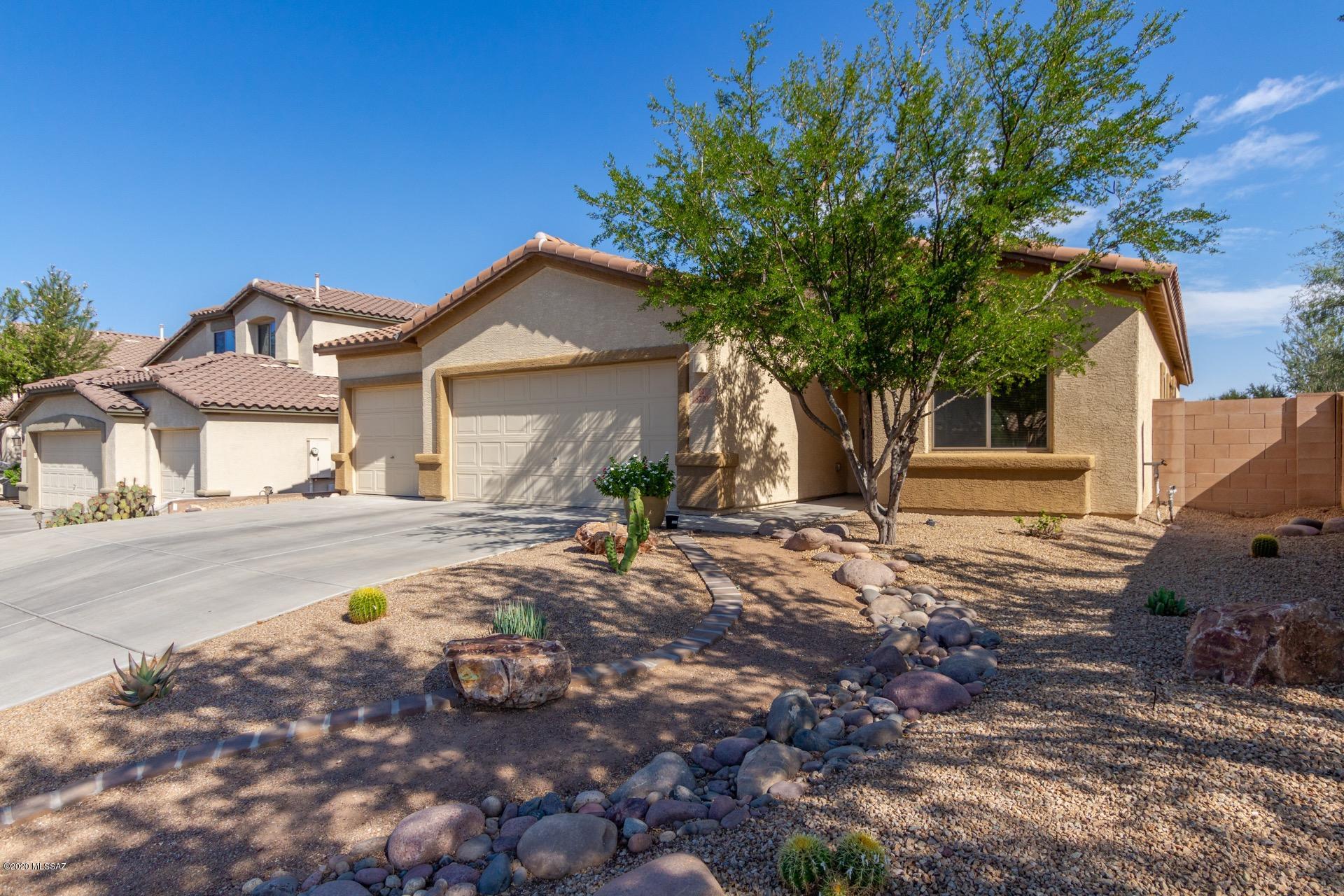 The Villas at Continental Ranch - Residential