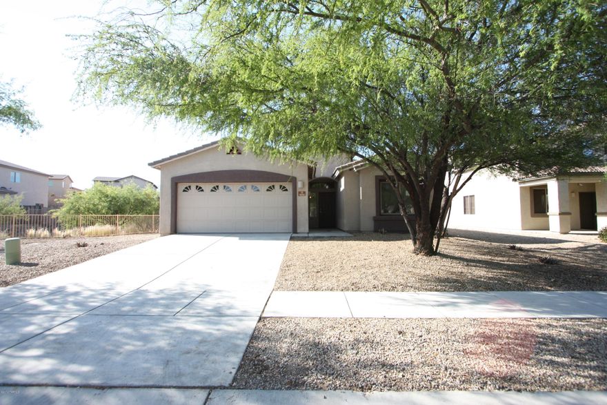 Lovely 3 bedroom 2 bathroom home located in beautiful Sycamore Canyon.