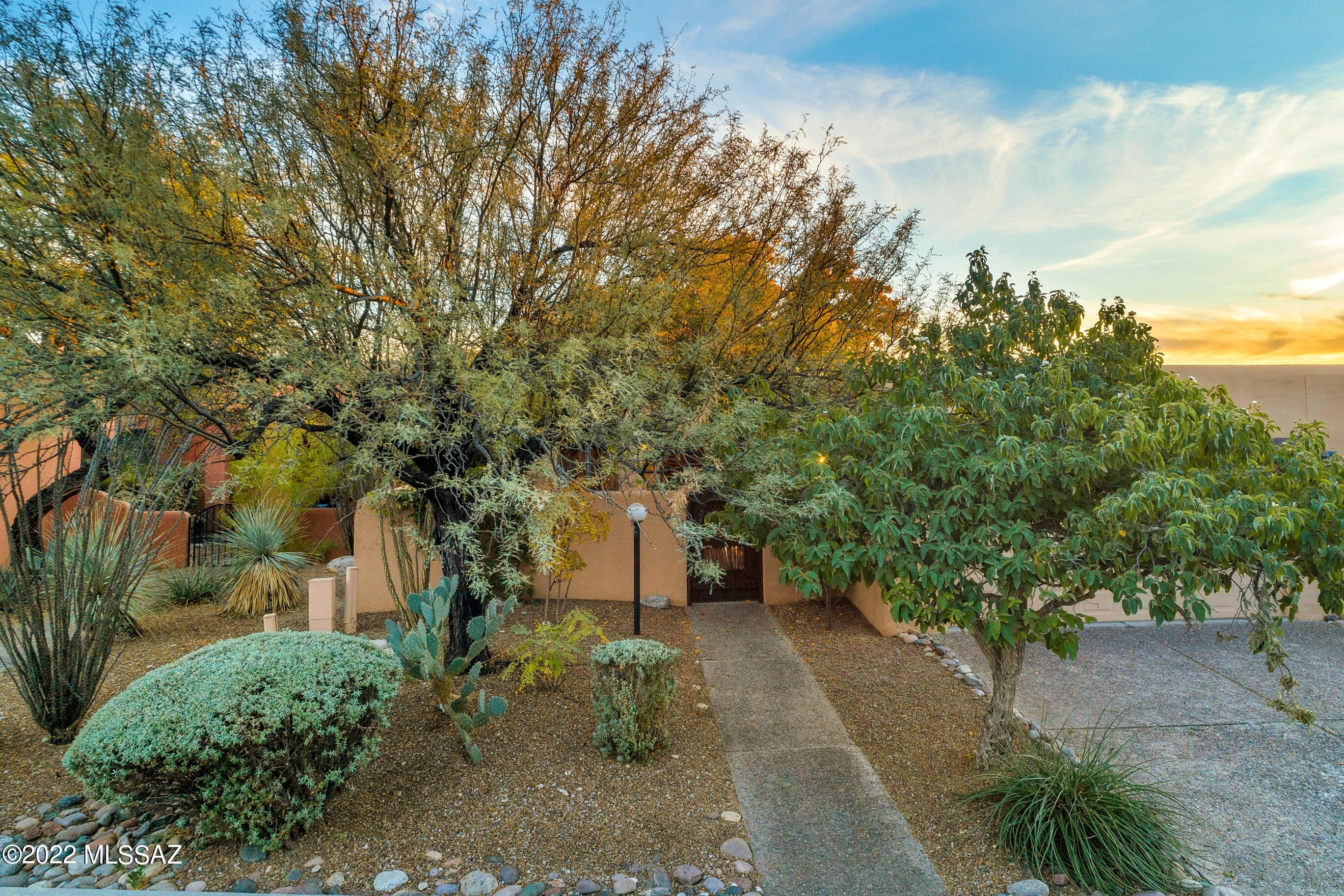 Country Club Vista (1-74) - Residential