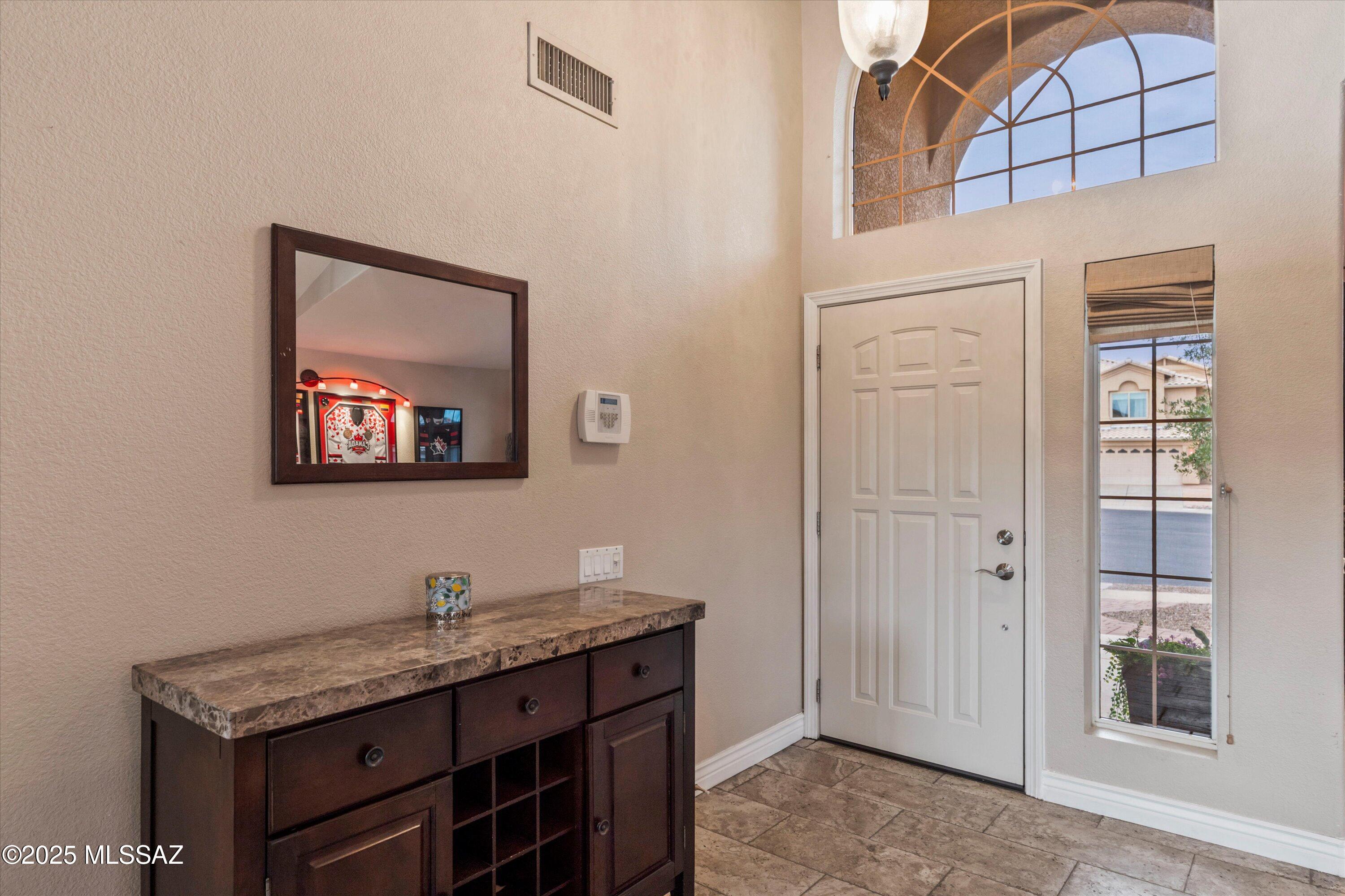 1351 W Canada Creek Place
