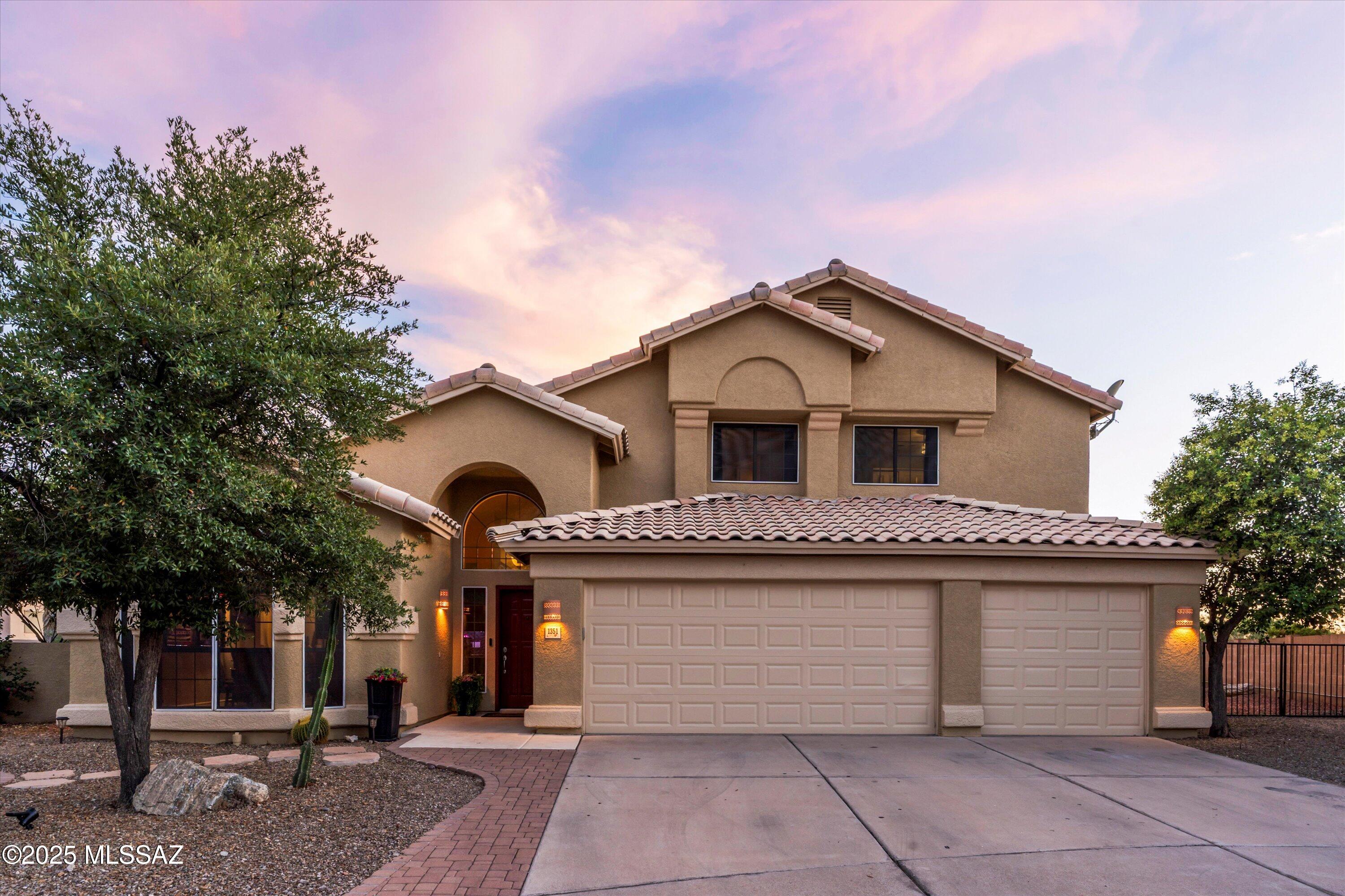 1351 W Canada Creek Place