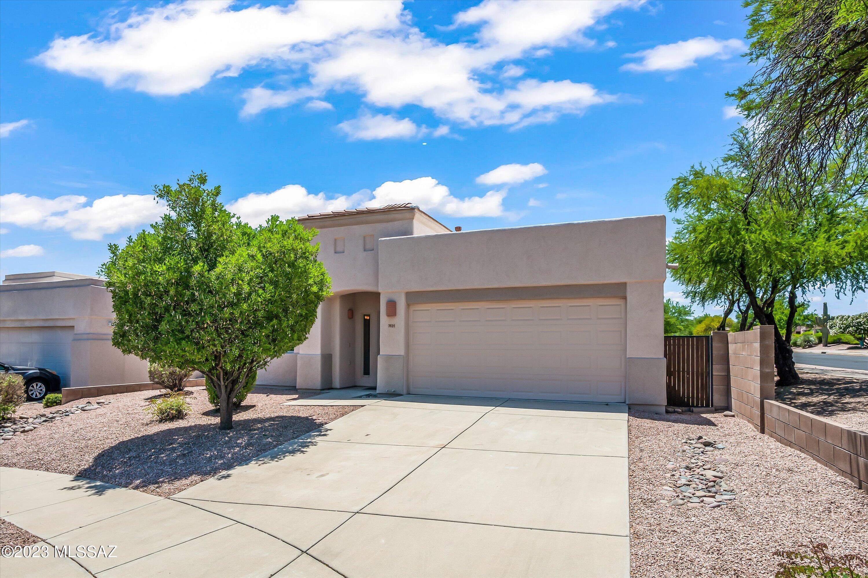 Rancho Esperero (1-343) - Residential