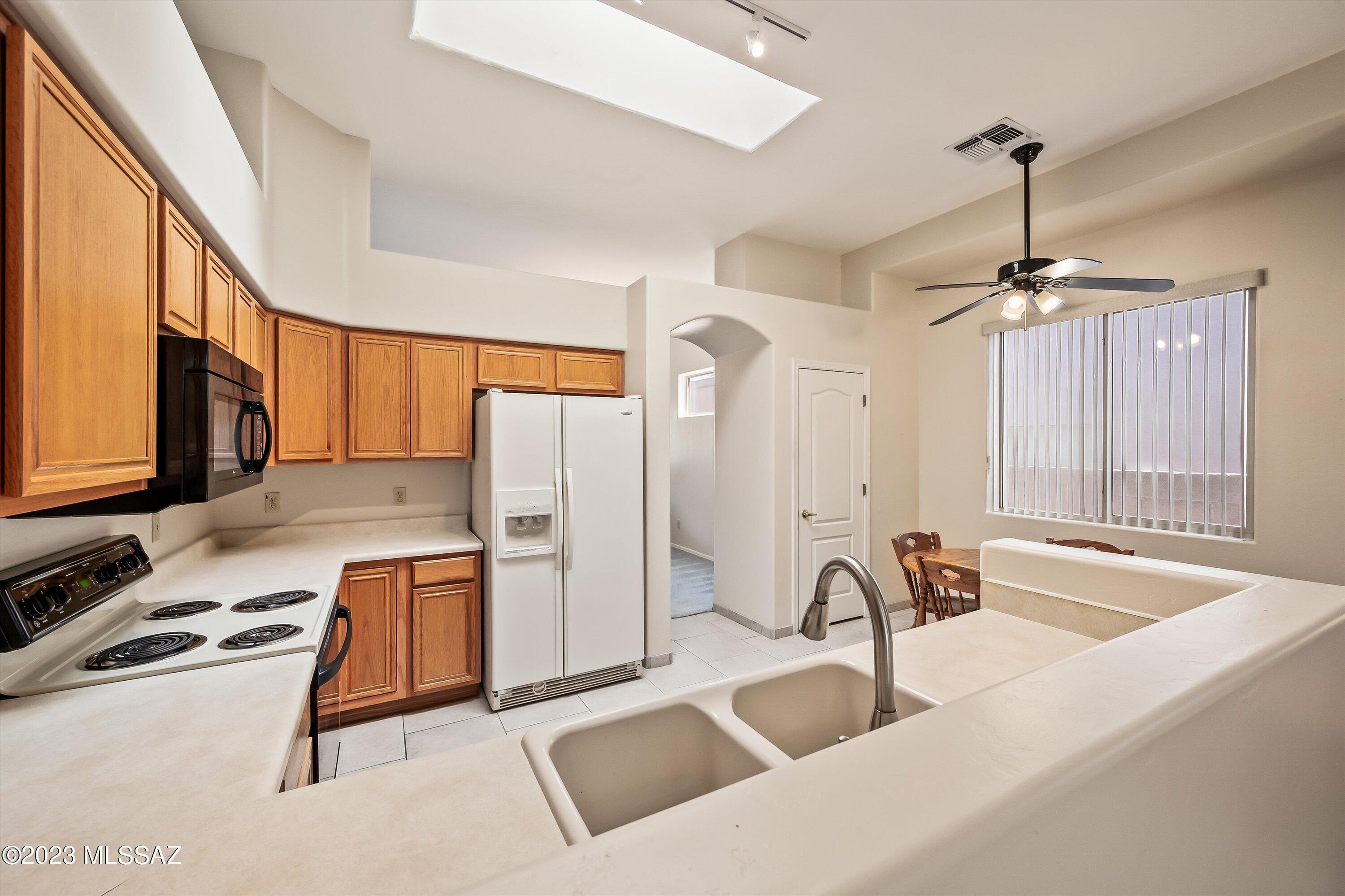Rancho Esperero (1-343) - Residential