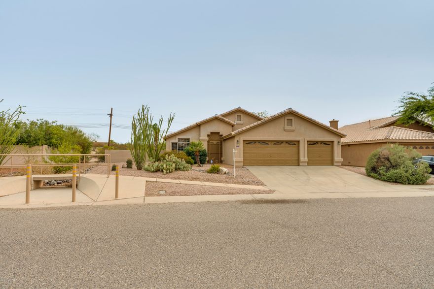 Range Priced Seller will accept/counter offers between $293K-$307K.  Rare Find 3 bdrm, 2 bth, w/ 3 car garage!  Home boasts vaulted ceilings & large eat in kitchen w/ GAS stove & ample counter & cabinet space.  Family rm is nicely appointed w/ gas fireplace & new ceiling fan. Master bdrm is beautifully tiled & has a custom walk in closet & large ensuite w/ garden tub, double vanity & separate shower.  Closet Systems in 2nd & 3rd Bdrms too. Fresh Paint in much of interior. Large lot w/ expansive space on east side & no homes behind. Backyard could be extended north also. BRAND NEW ROOF system w/ warranty. Exterior of home professionally painted. Backyard is private & has covered patio, paver patio, firepit & room for & entertaining. No Poly! Buyer could not get their loan so house is BACK!