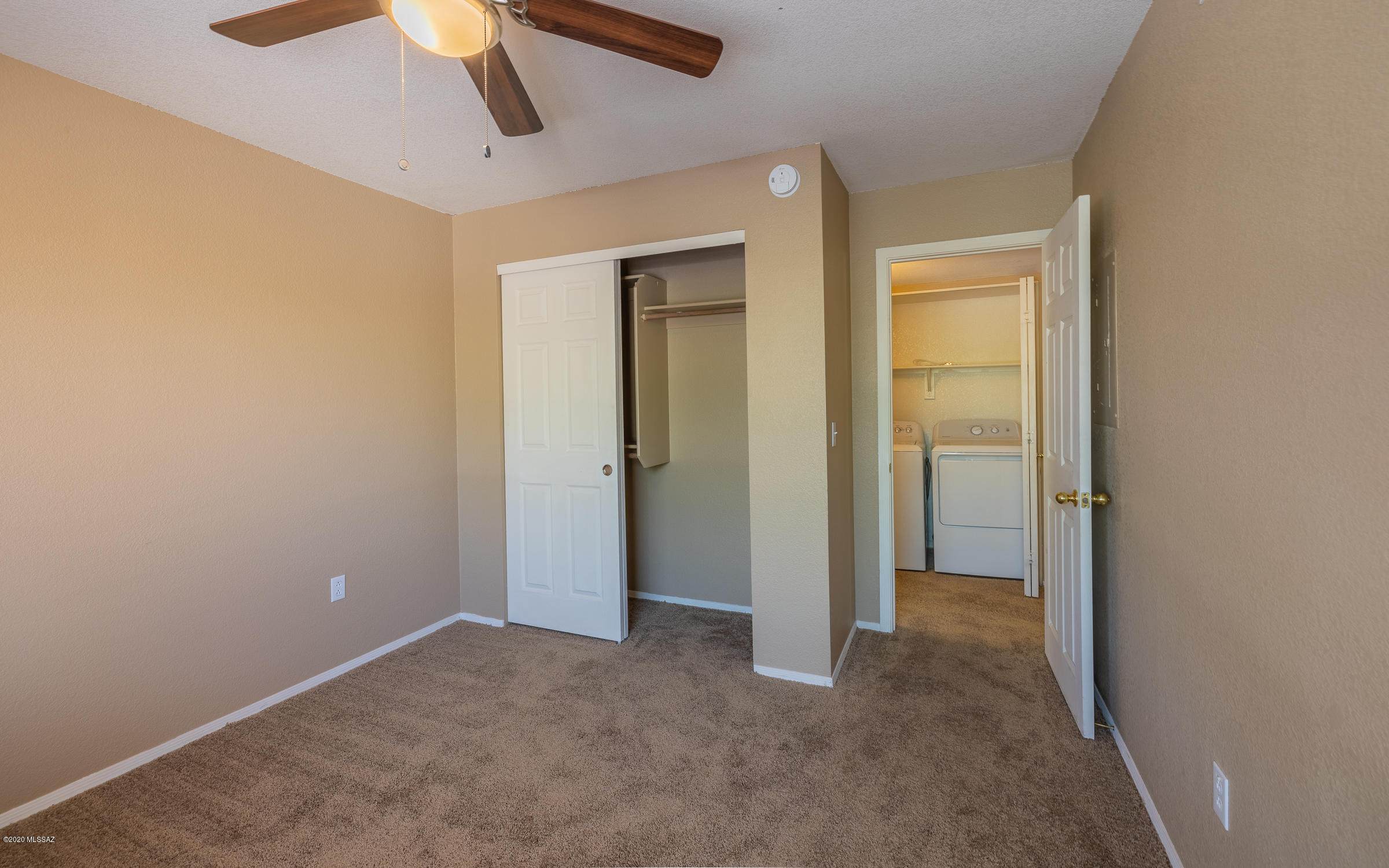 Villas at Sabino Canyon Condominiums - Residential