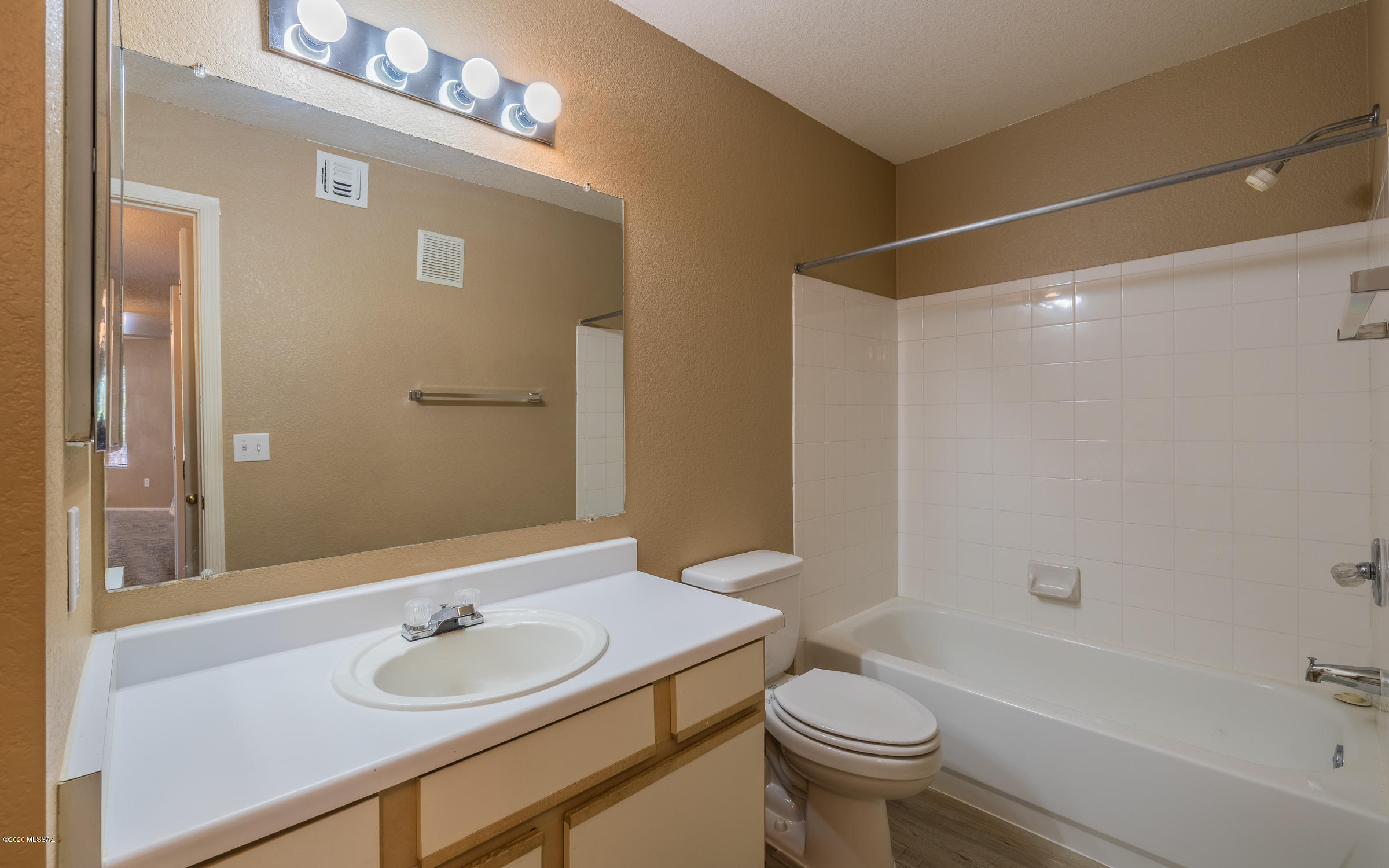 Villas at Sabino Canyon Condominiums - Residential