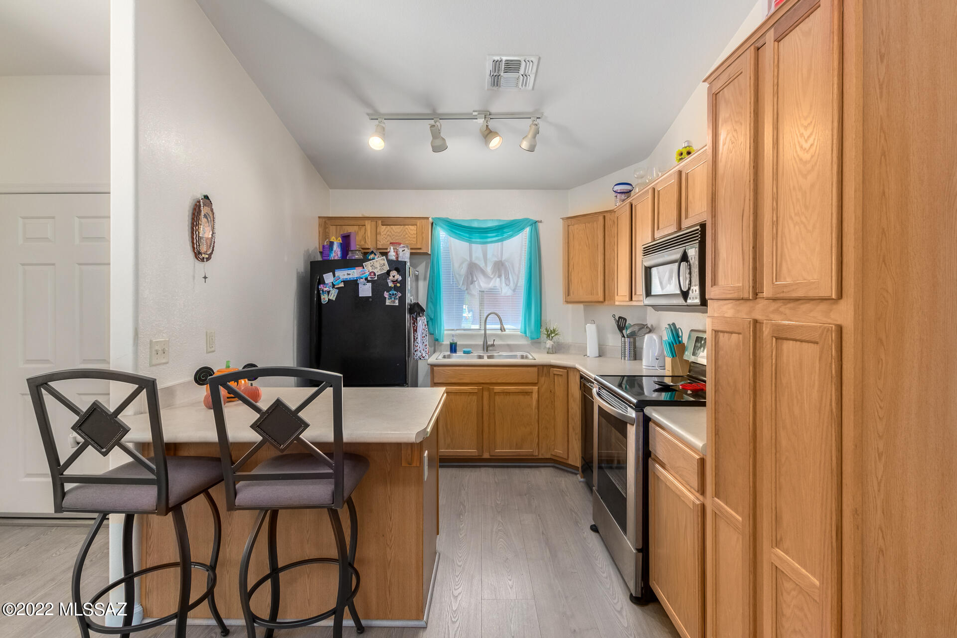 Tres Pueblos - Residential