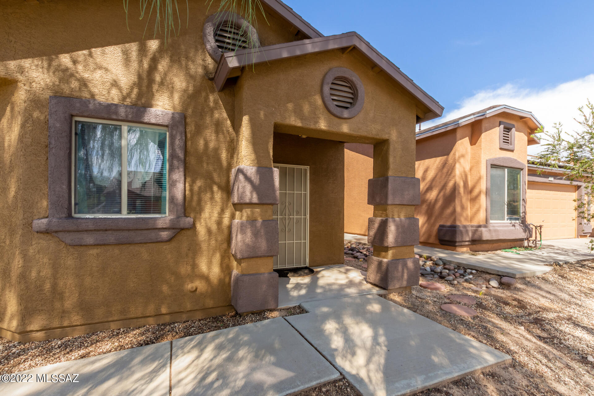 Tres Pueblos - Residential