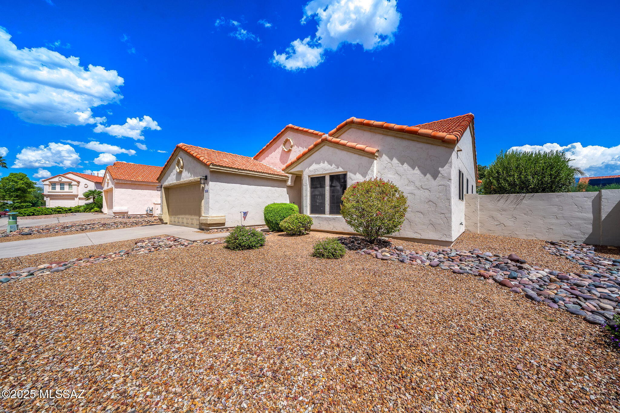 11910 N Gray Eagle Avenue