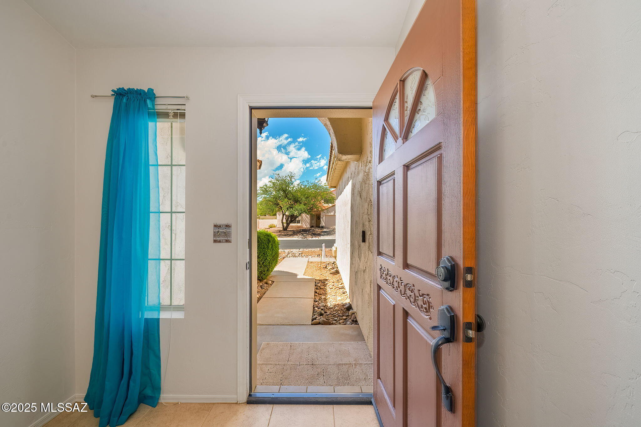 11910 N Gray Eagle Avenue