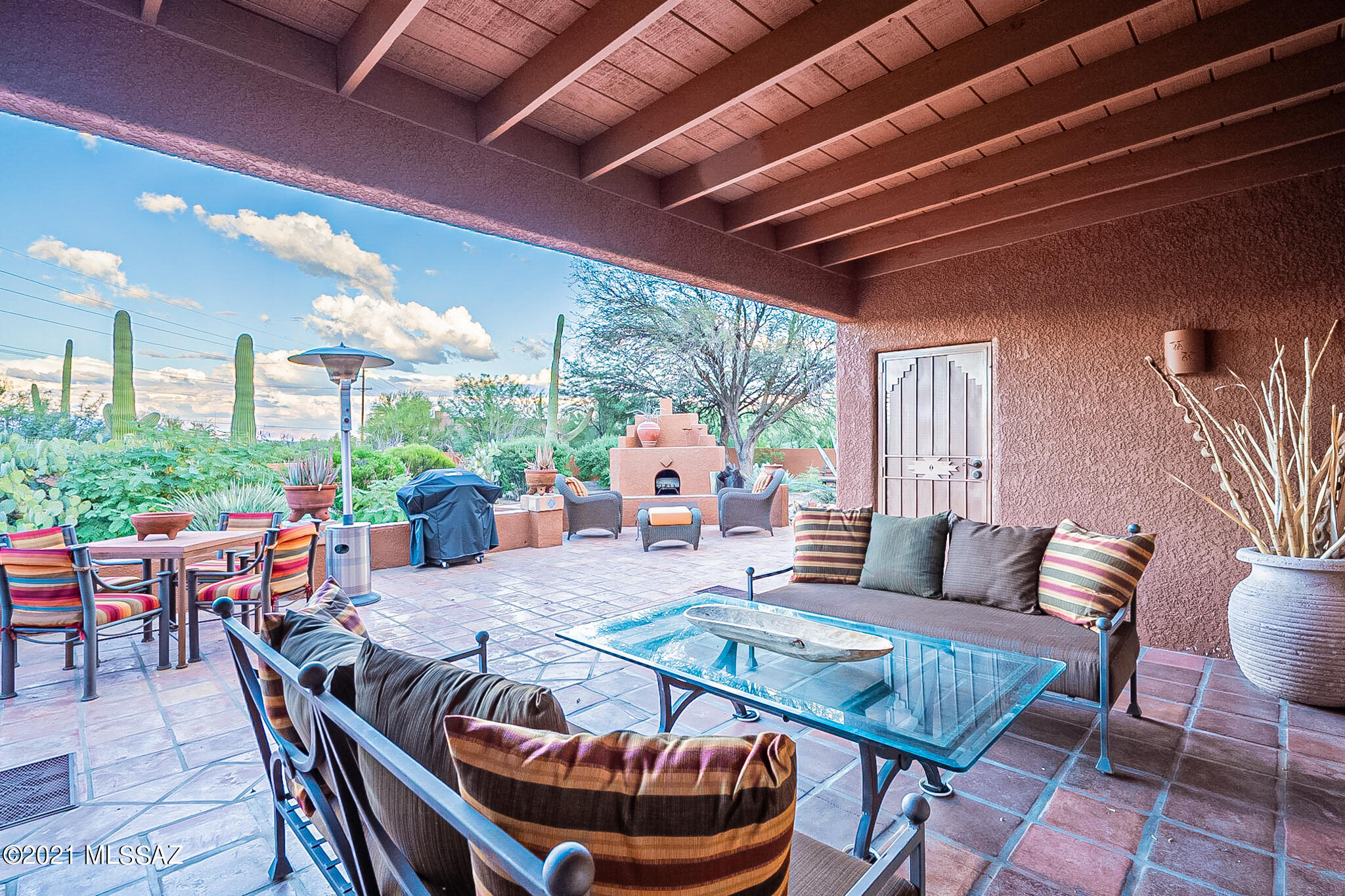 Los Arroyos Del Oeste (1-84) - Residential