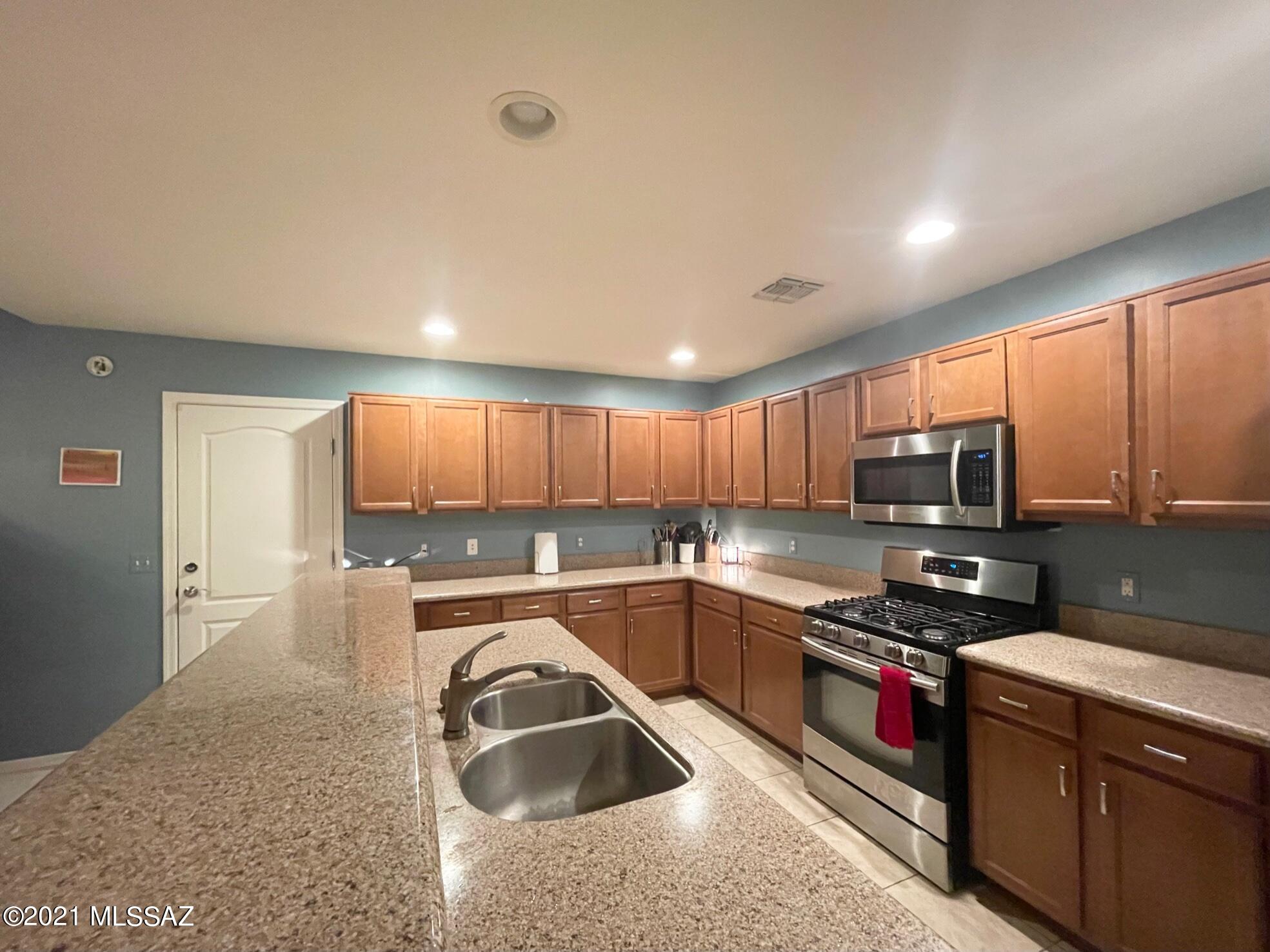 Presidio Del Cielo II (426-663) - Residential