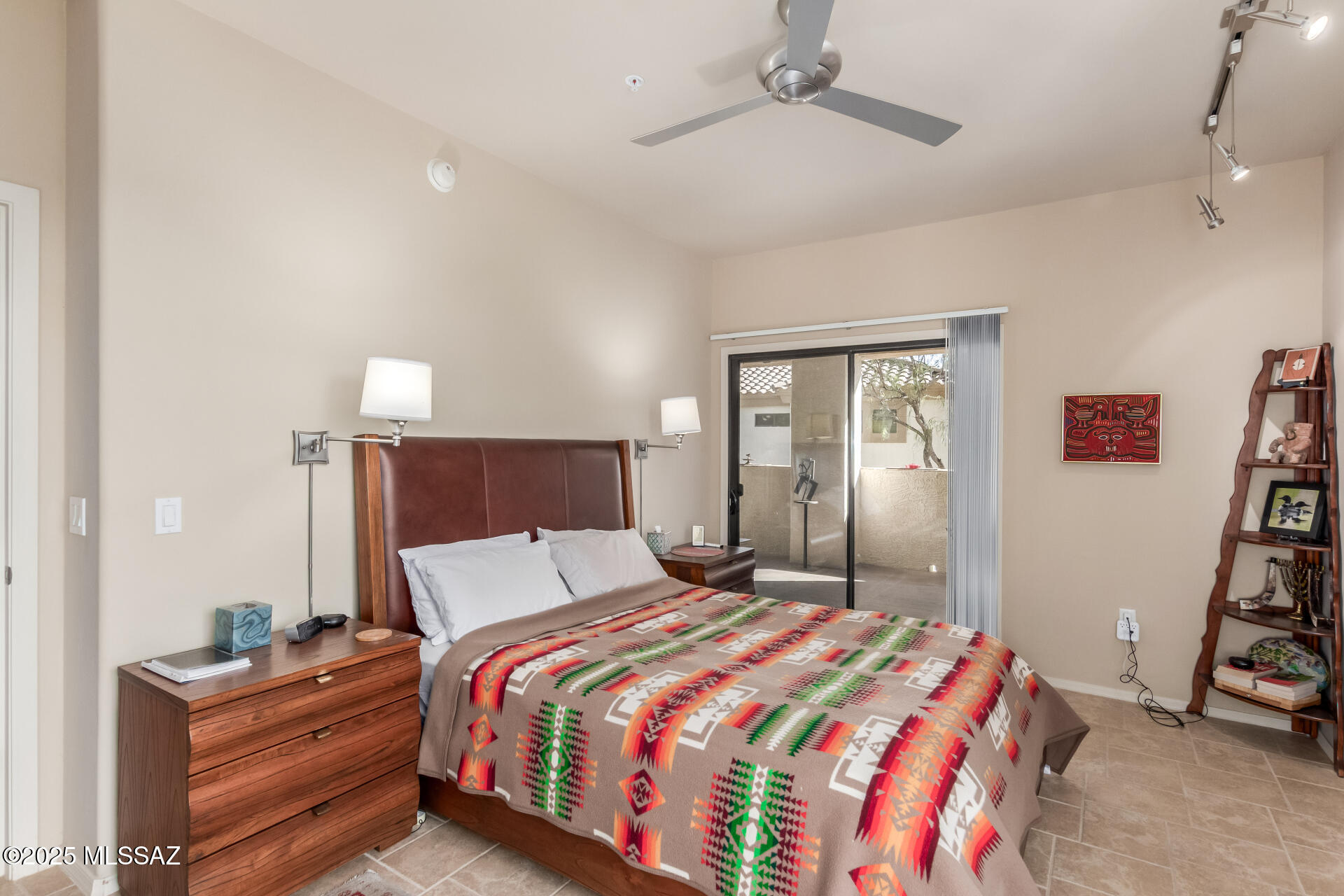 2550 E River Road 11201