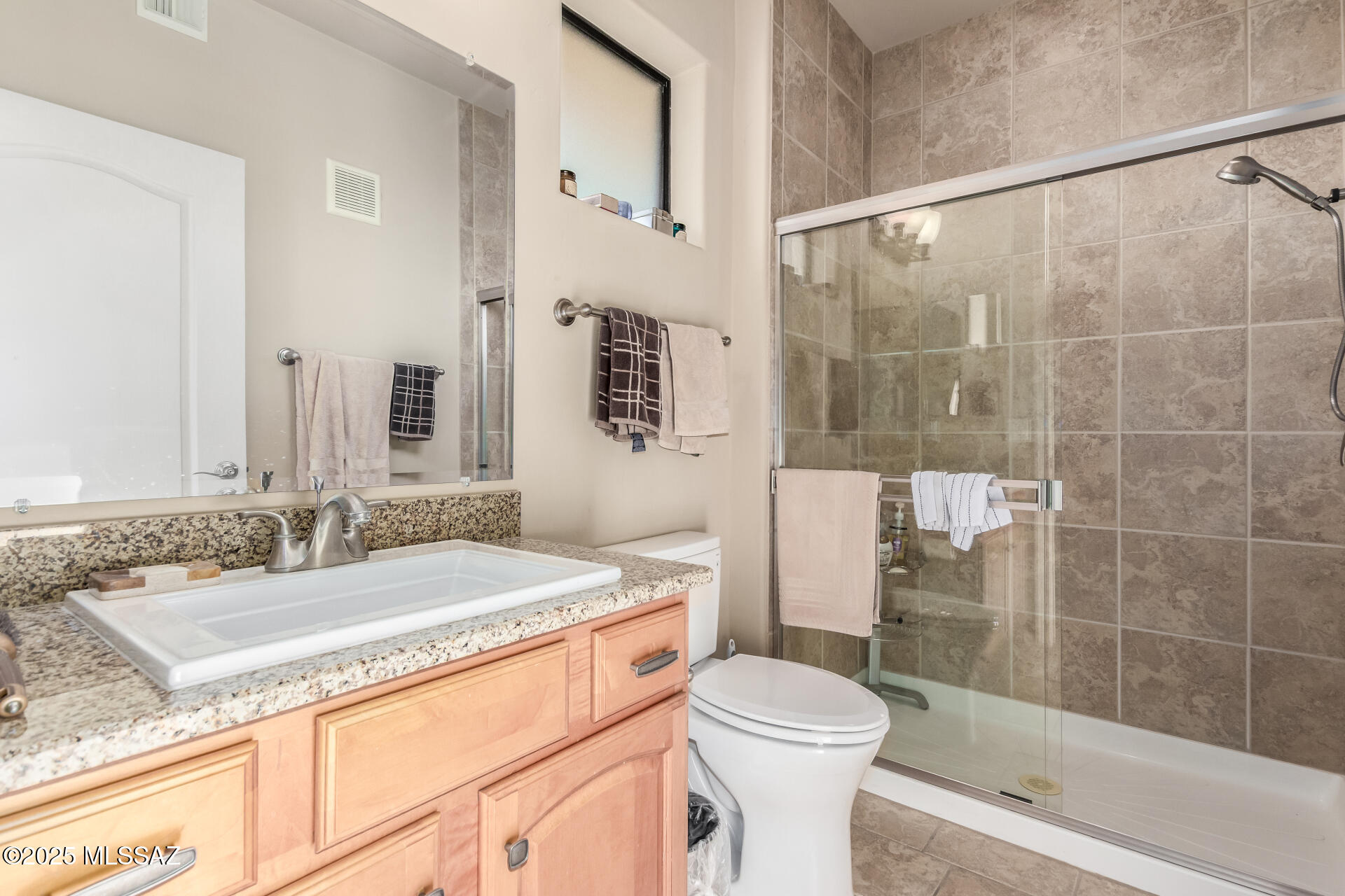 2550 E River Road 11201