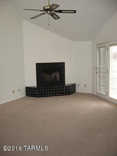 Twelve Hundred River Rd Condos - Residential