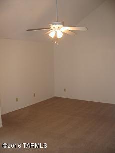Twelve Hundred River Rd Condos - Residential