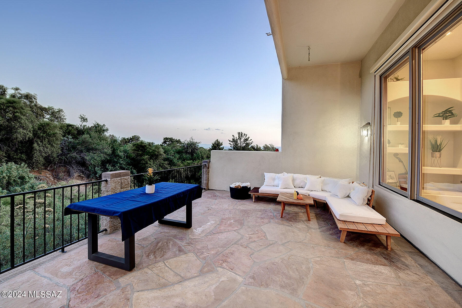 El Diamante II (1-40) - Residential