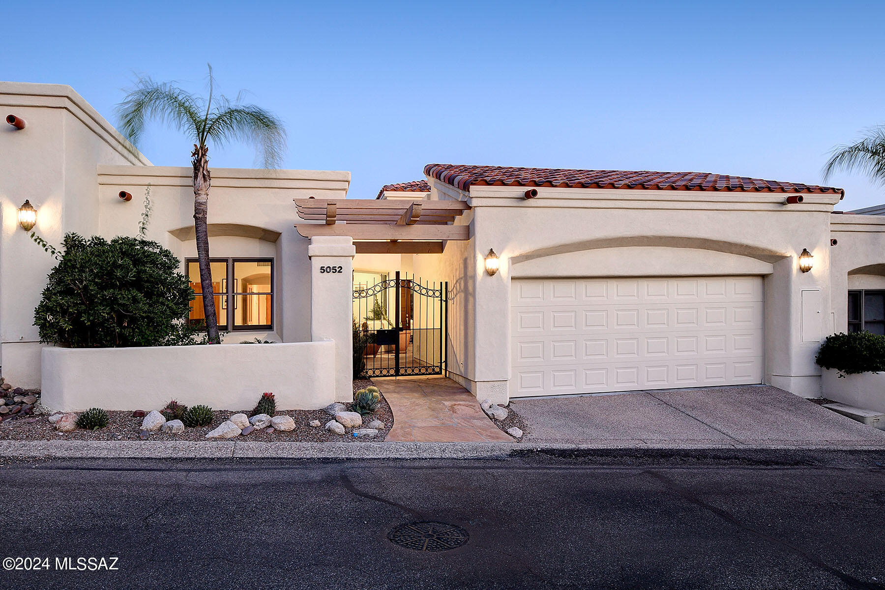 El Diamante II (1-40) - Residential