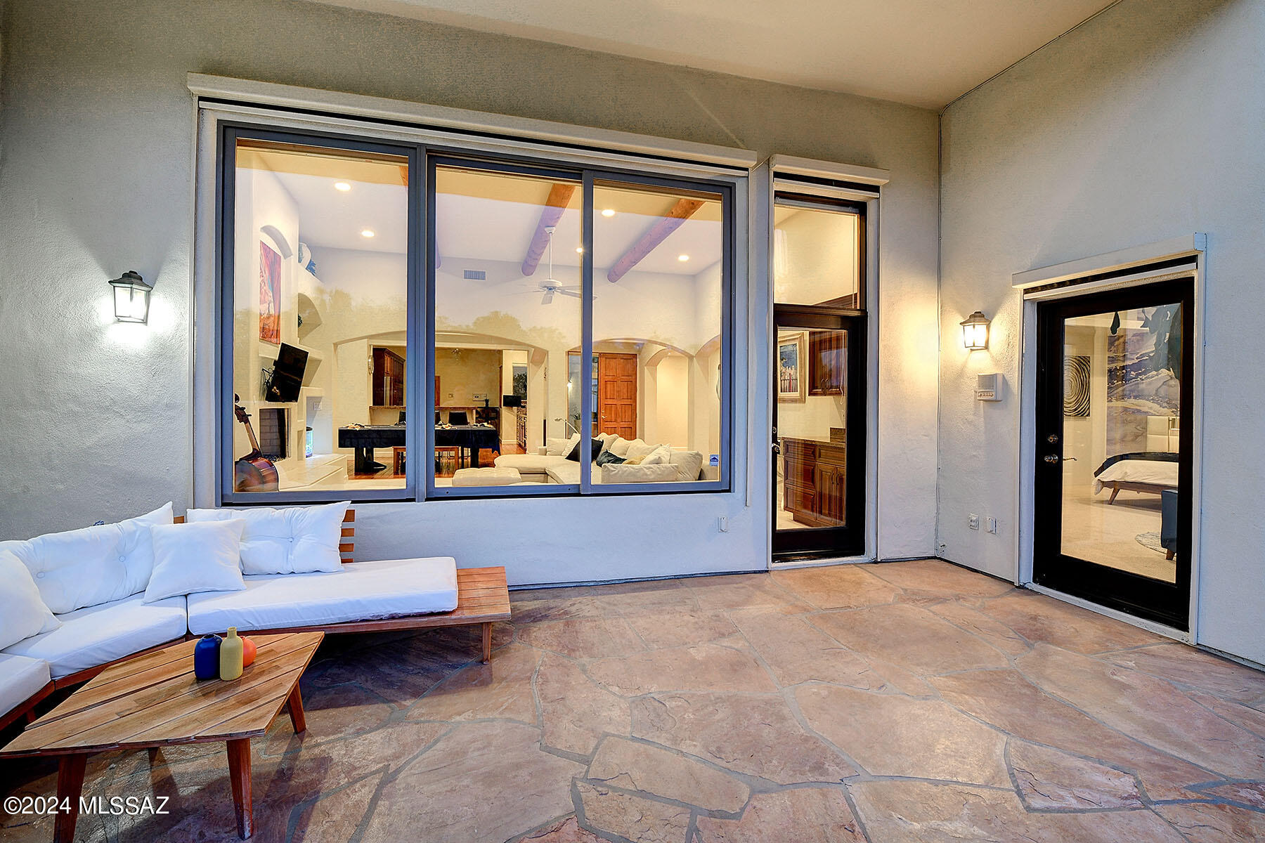 El Diamante II (1-40) - Residential